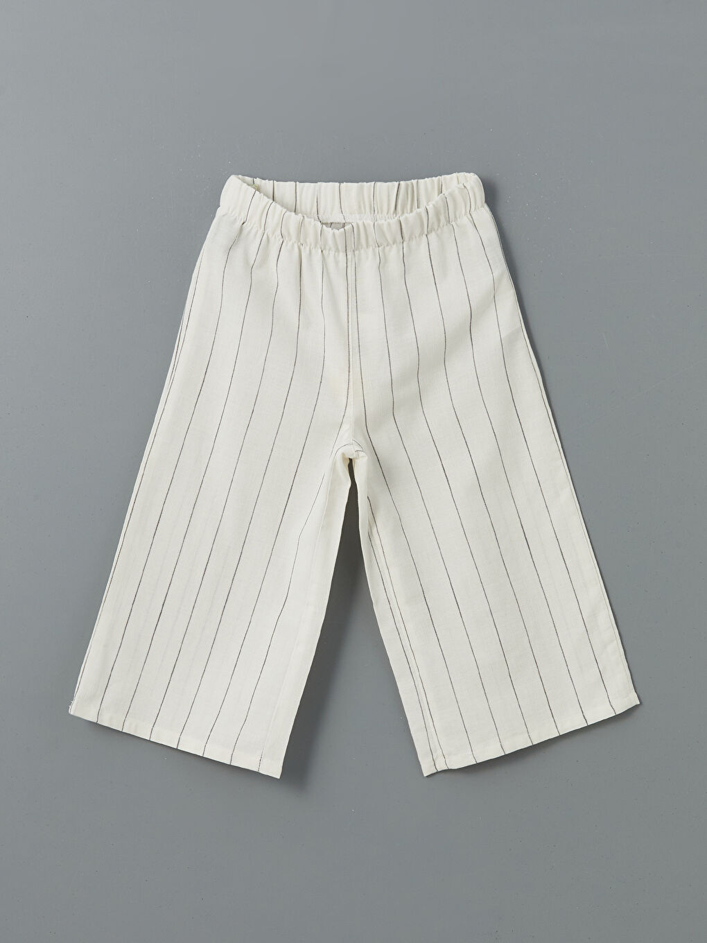 Ekru Beli Lastikli Kız Çocuk Kapri