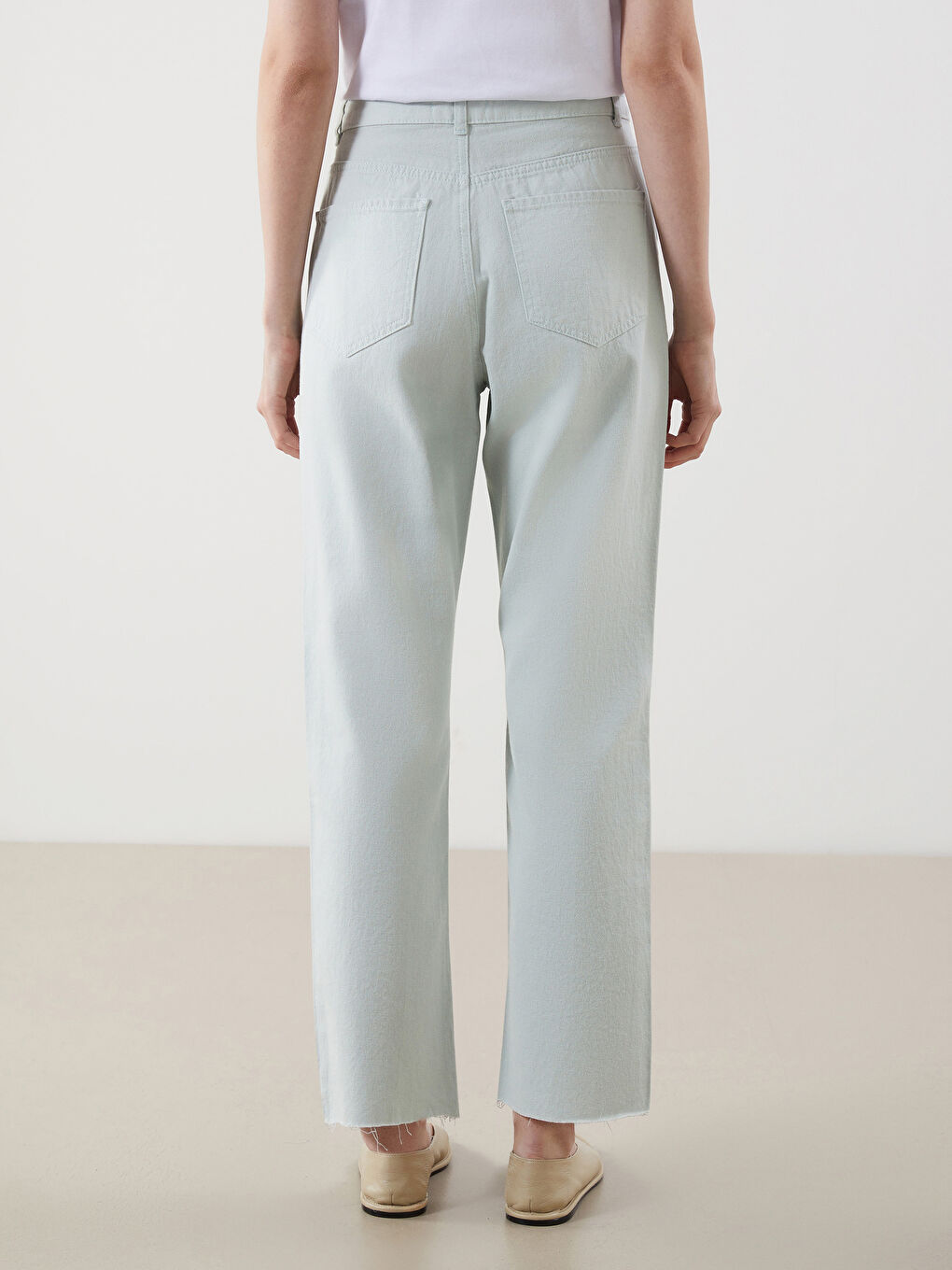 Yeşil Standart Fit Gabardin Kadın Pantolon-3