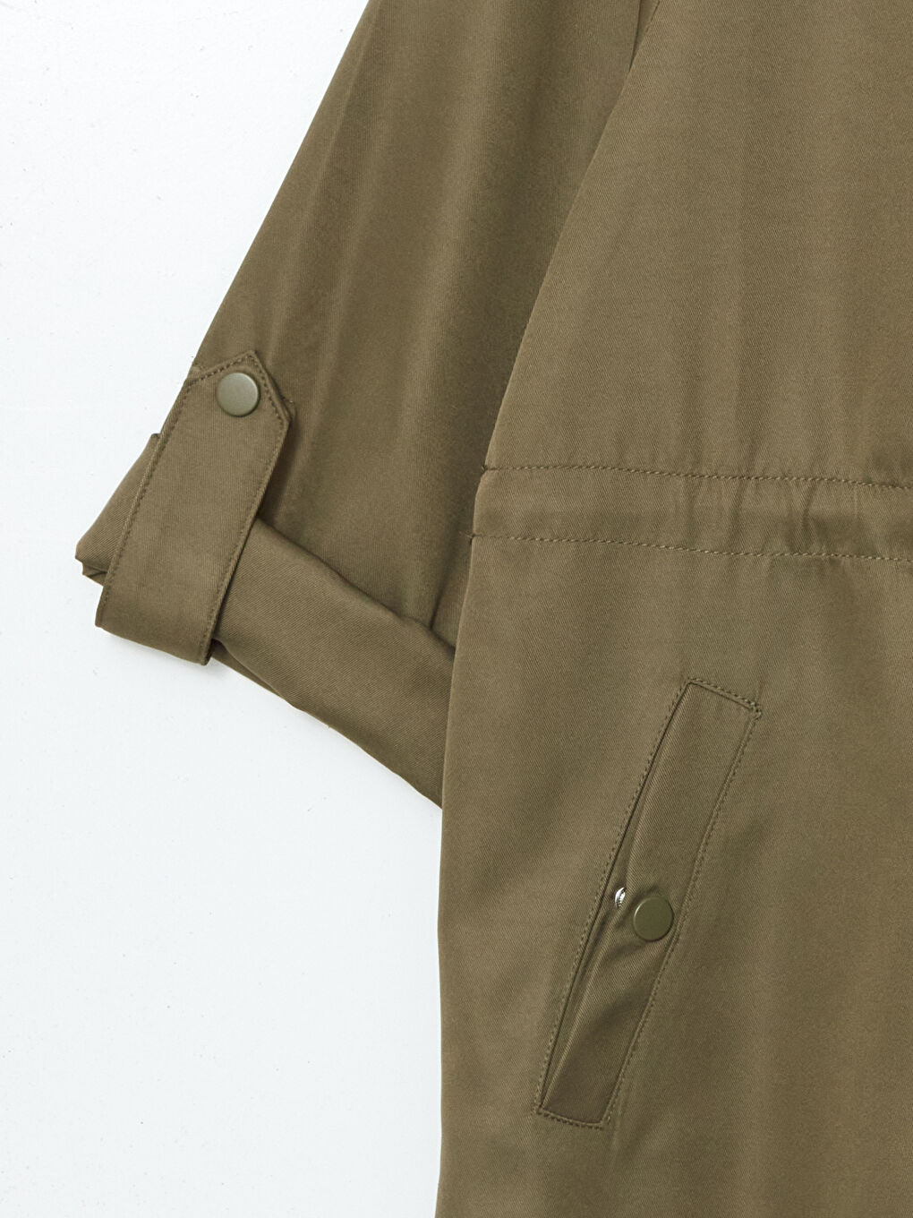 Haki Kapüşonlu Kadın Mont-7