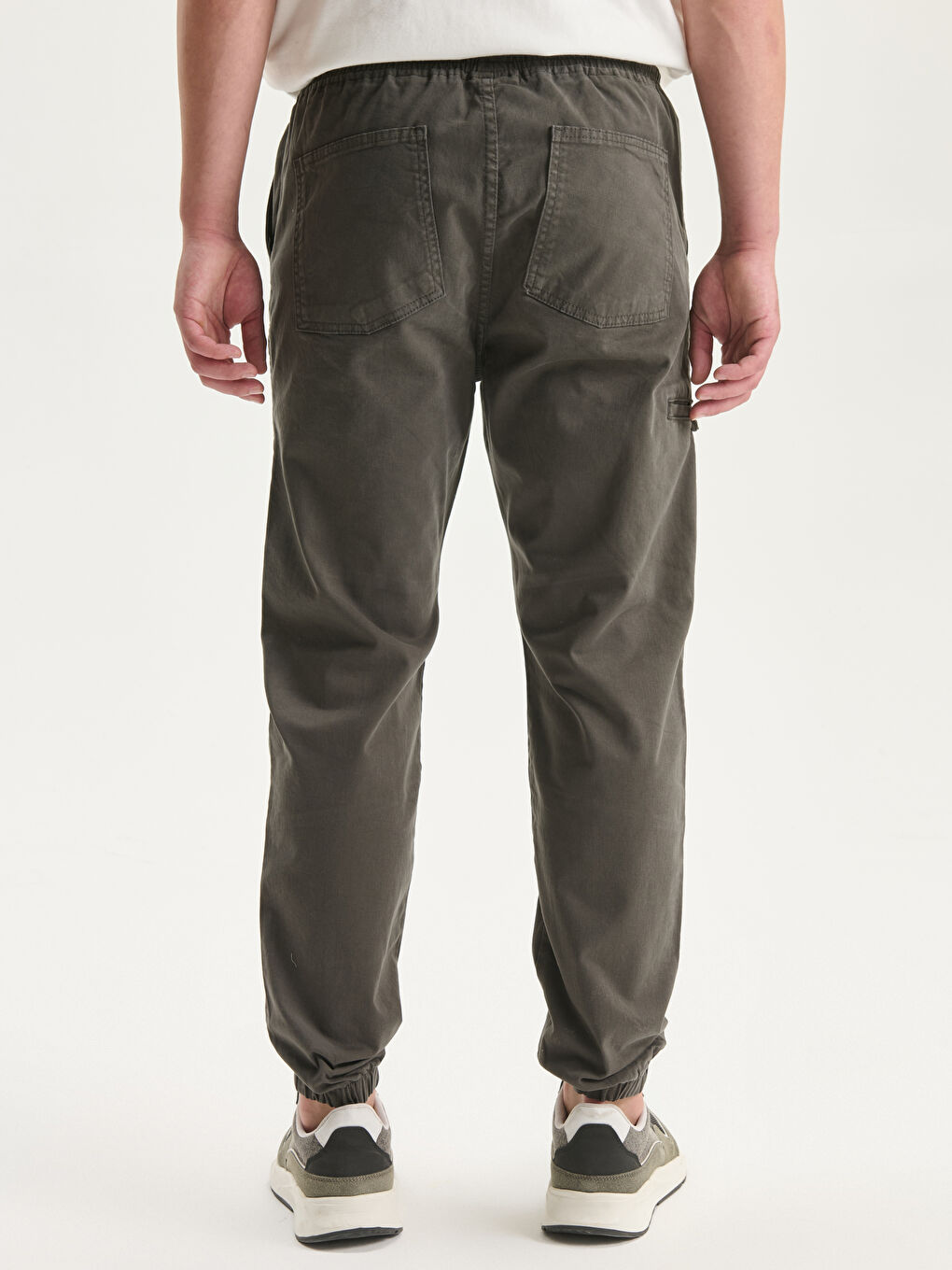 Pantalon Moulant en Sergé pour Hommes-3