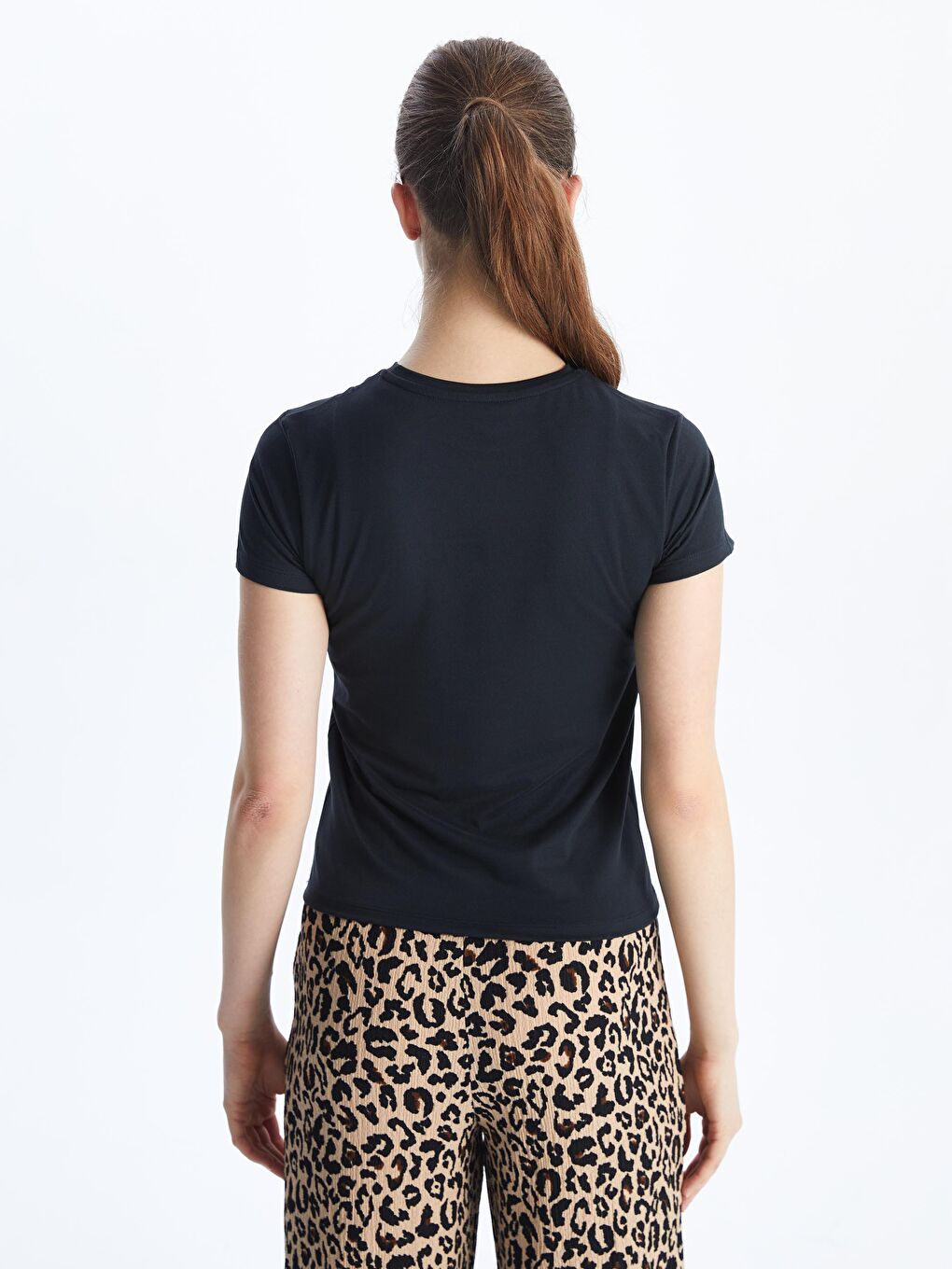 Siyah Bisiklet Yaka Kadın Spor Tişört-7