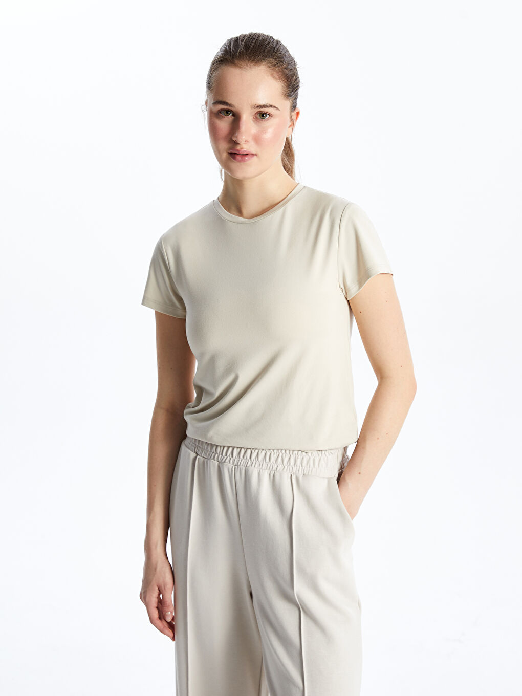 Gri Bisiklet Yaka Kadın Spor Tişört