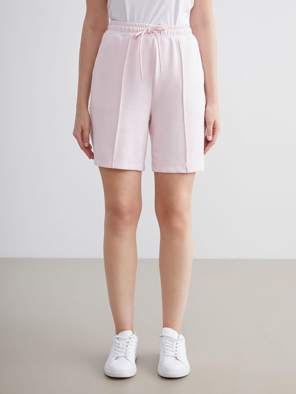 Pembe Beli Lastikli Kadın Şort-1