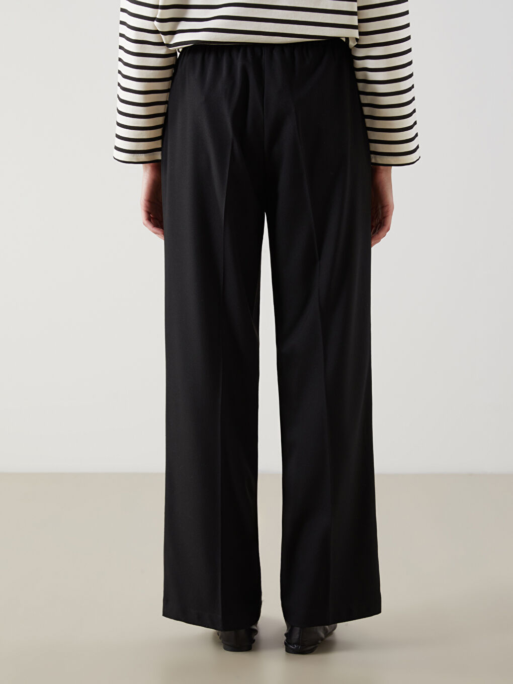 Wide Leg Women Trousers With Elastic Waist -S5MD11Z8-CVL