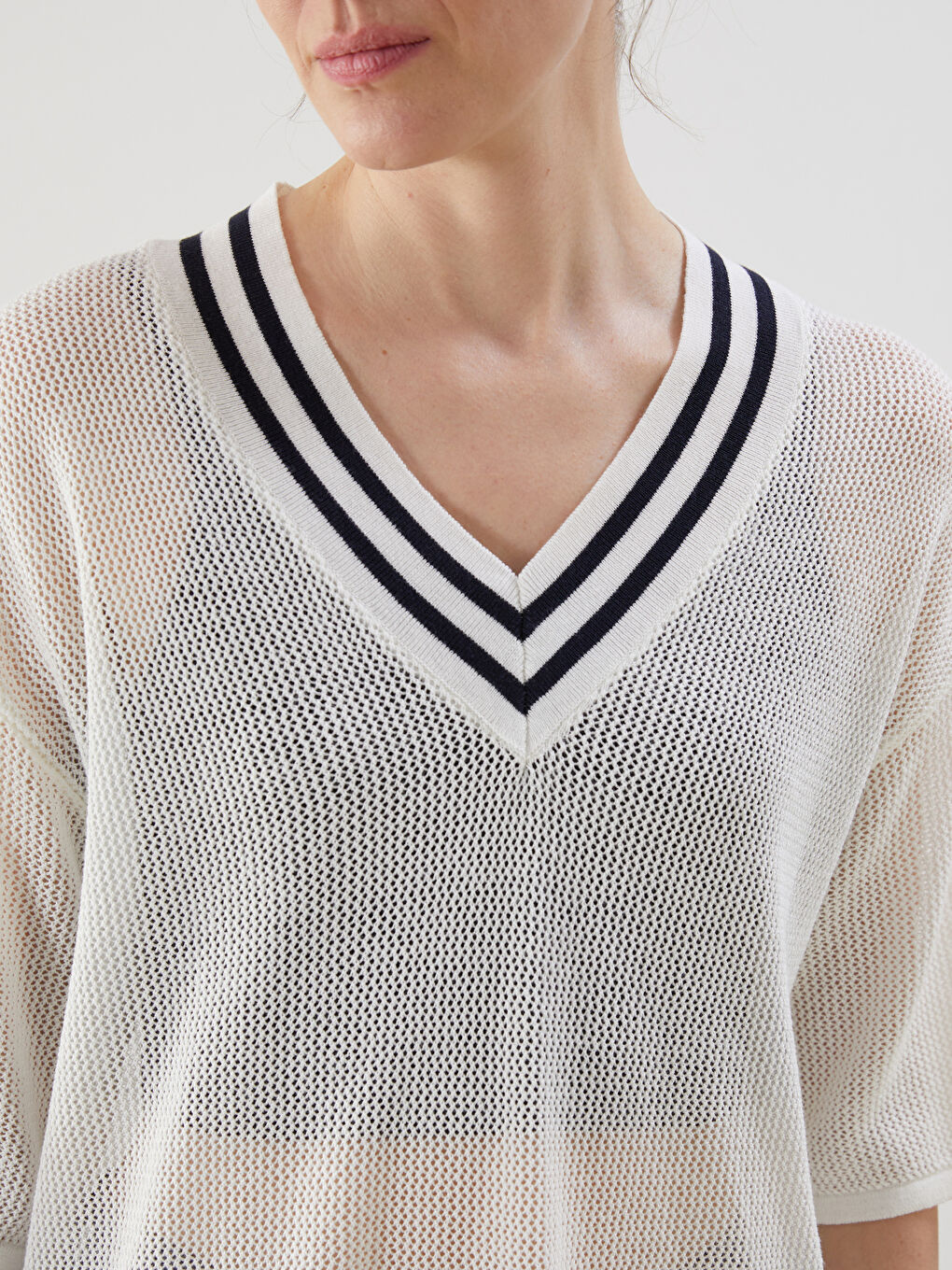 V-Neck Lacy Women’S Knit Sweater -S5MD15Z8-R9J
