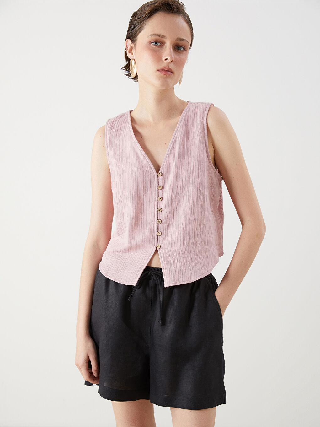 Pembe V Yaka Dokulu Müslin Bluz