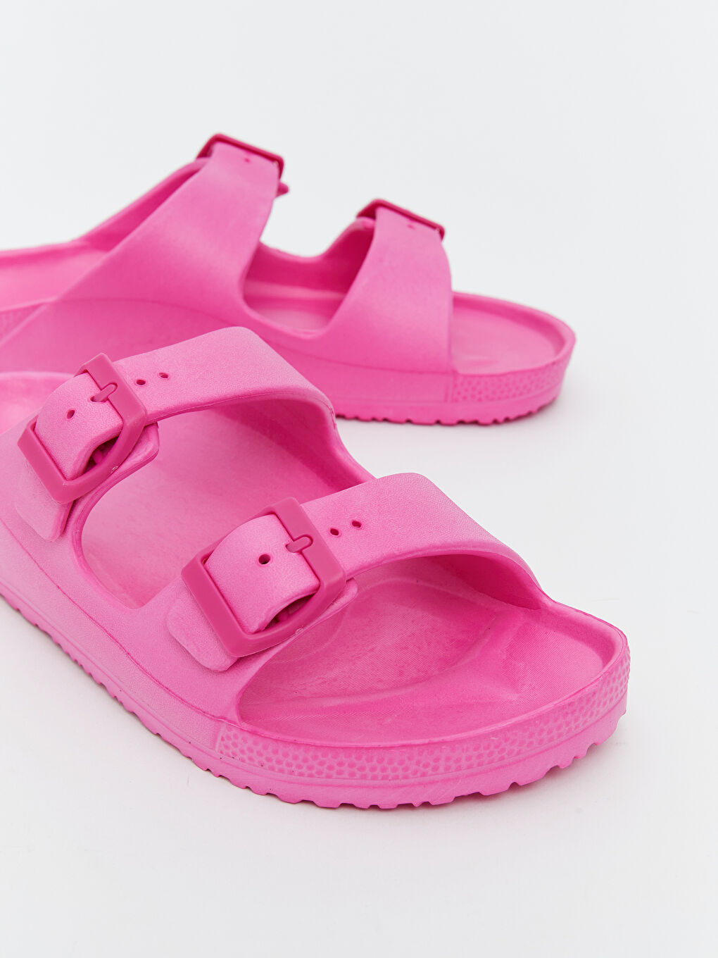LCW STEPS Buckle Detailed Double Banded Girls' Slippers -S5MF28Z4-EEN