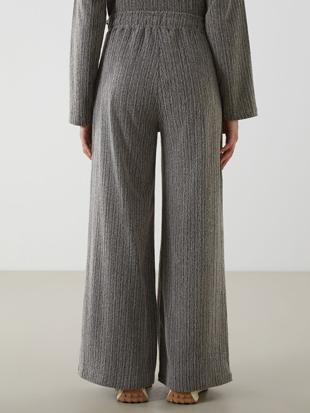 Antrasit Beli Lastikli Dokulu Kadın Pantolon-3