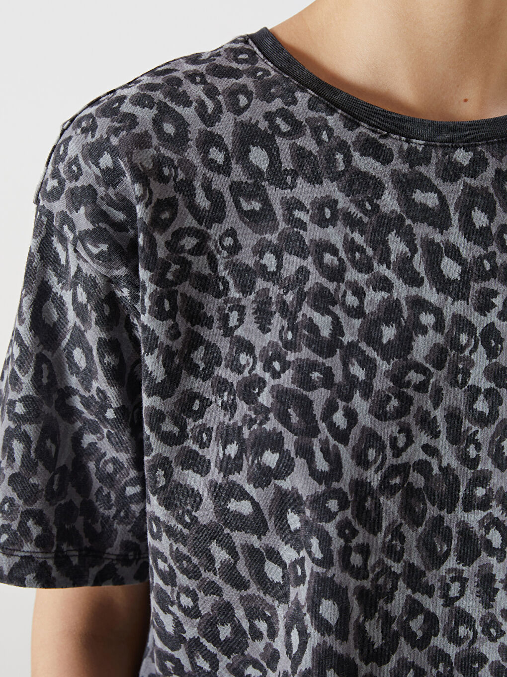 XSIDE Crew Neck Patterned Women's T-Shirt -S5MH56Z8-LQ9