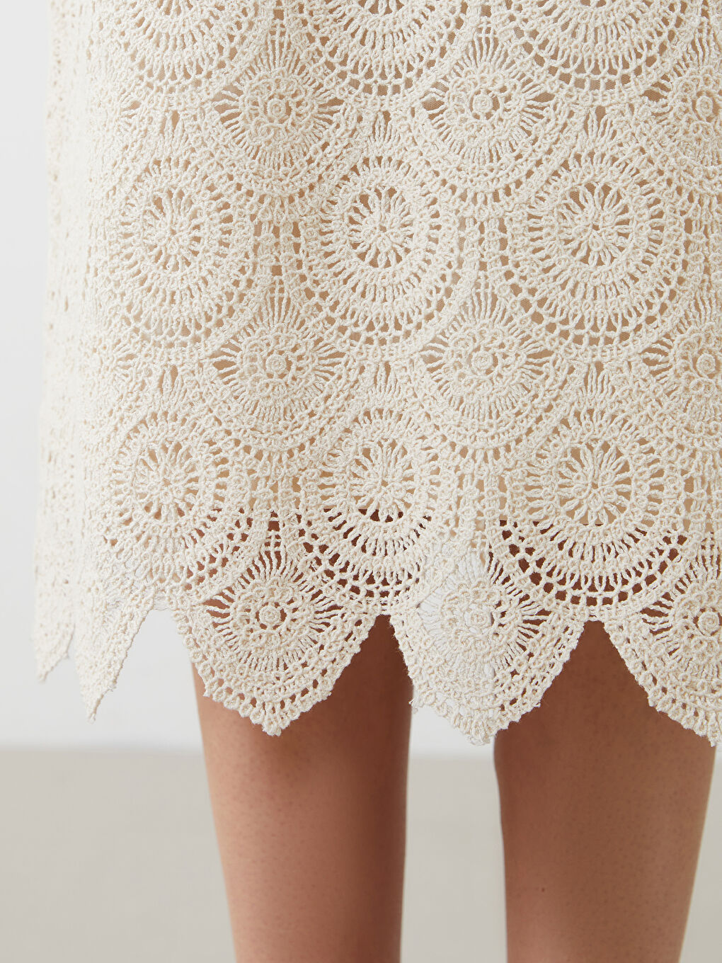 Ekru Beli Lastikli Ajurlu Kroşe Etek-2