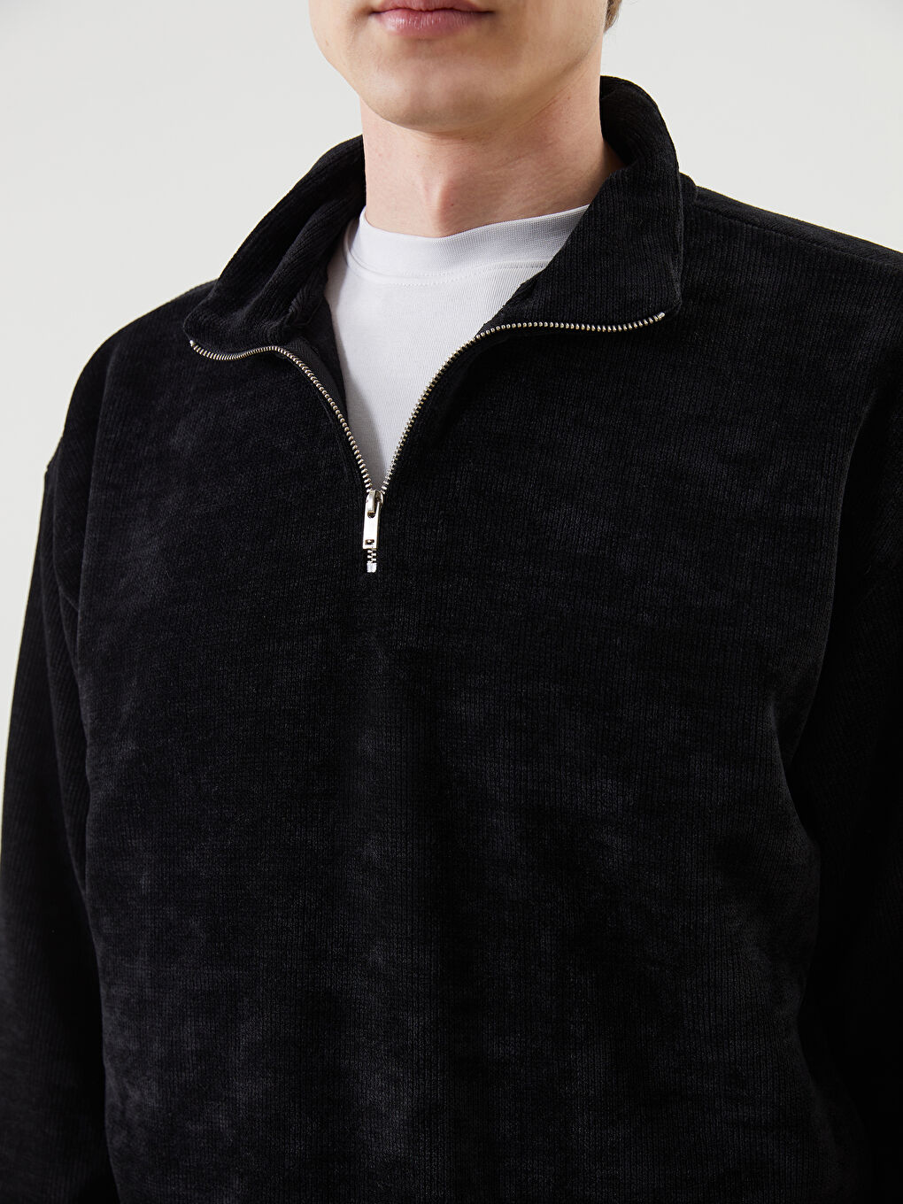 Siyah Dik Yaka Erkek Sweatshirt-2