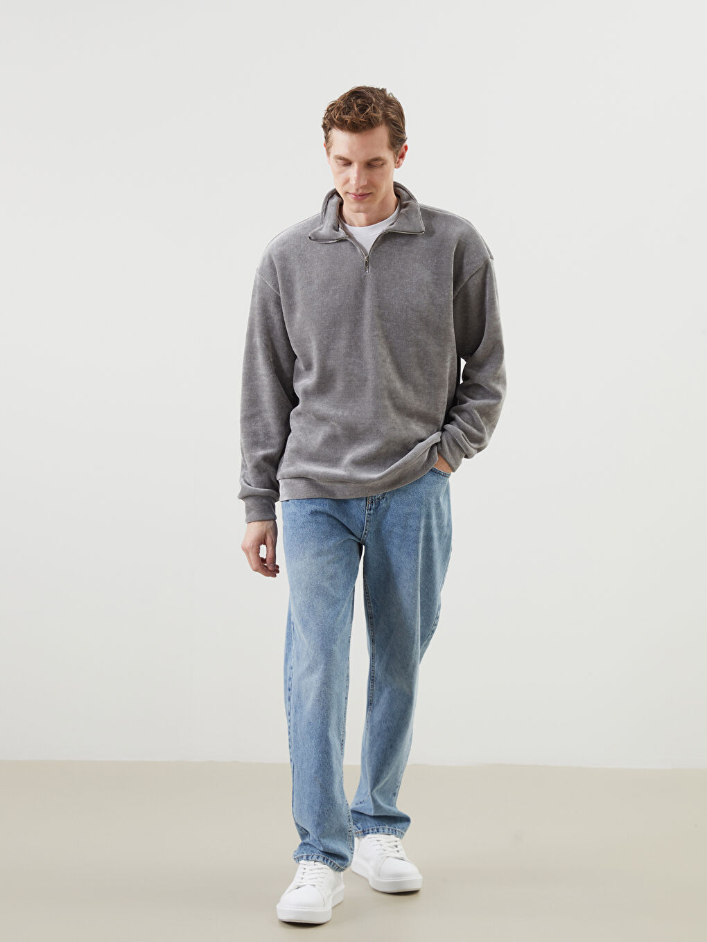 Gri Dik Yaka Erkek Sweatshirt-1