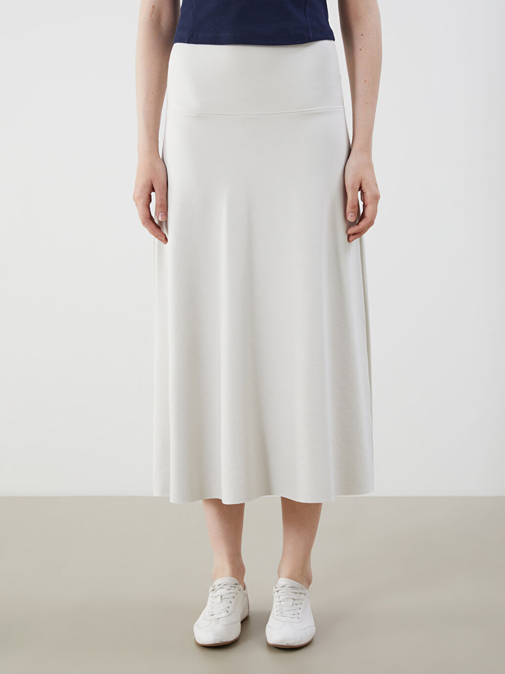 Elasticated Waist Slim Fit Skirt -S5MI25Z8-VF5