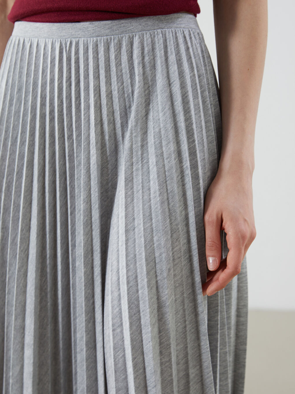 Elastic Waist Pleated Skirt -S5MI28Z8-EFN
