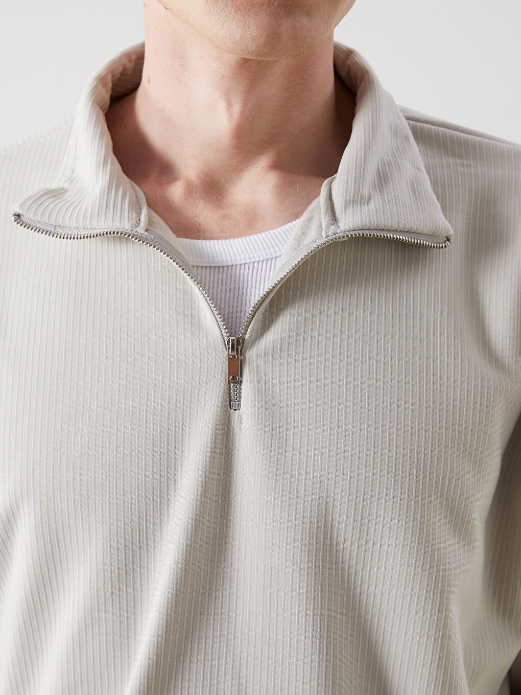 Gri Dik Yaka Erkek Sweatshirt-2