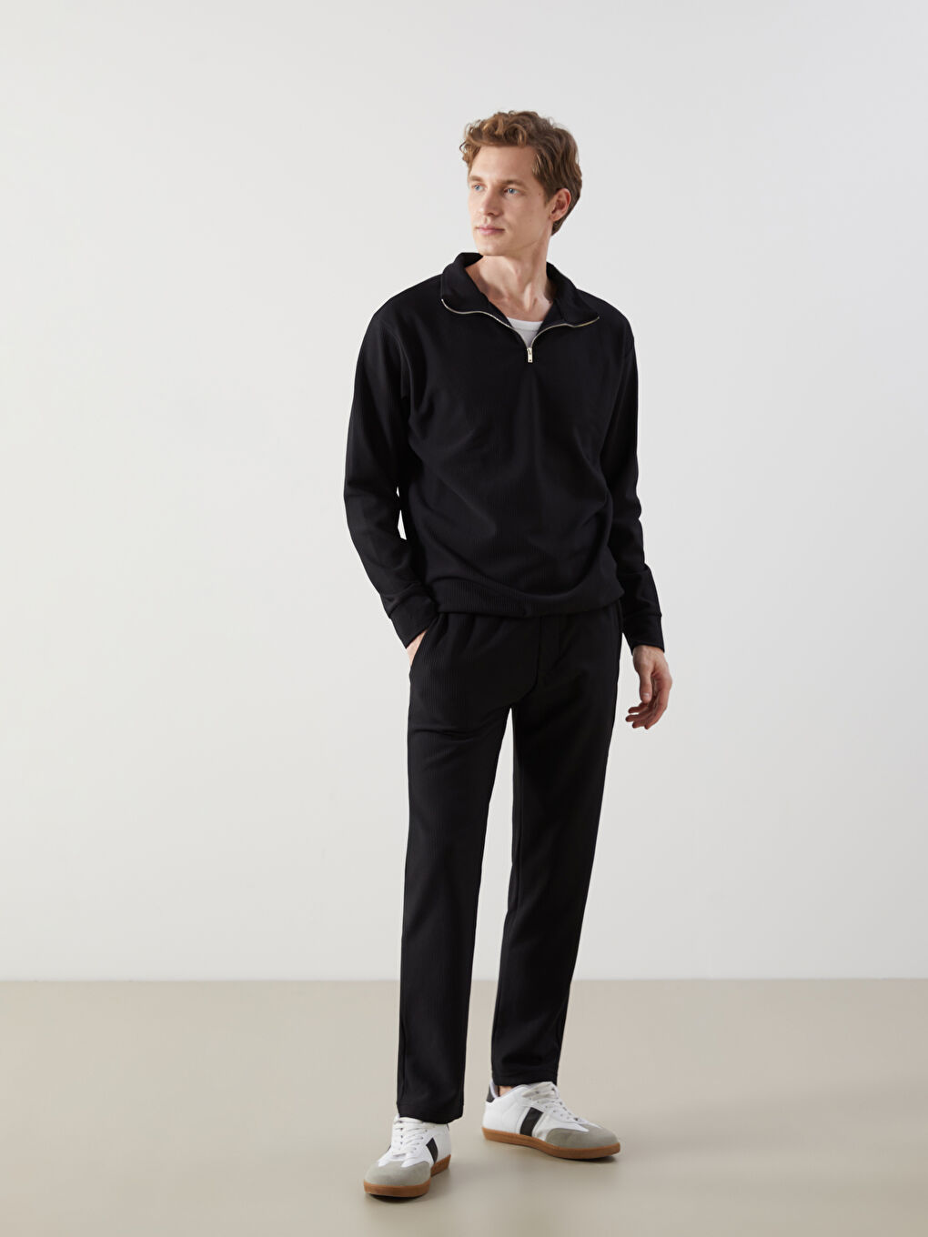 Siyah Standart Kalıp Erkek Eşofman Altı