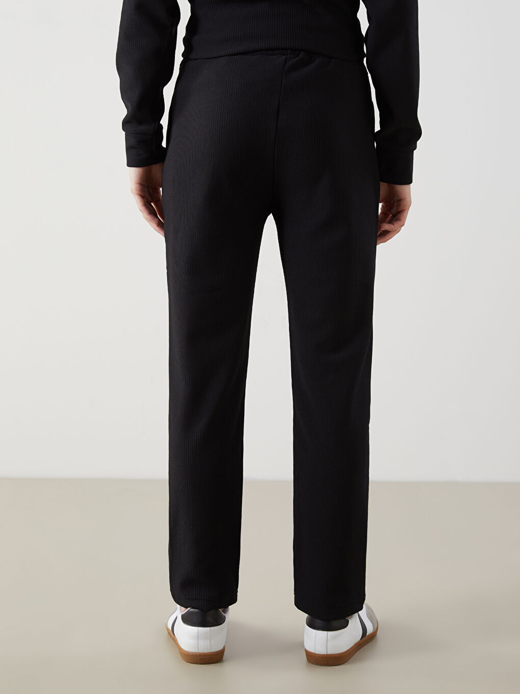 Siyah Standart Kalıp Erkek Eşofman Altı-3