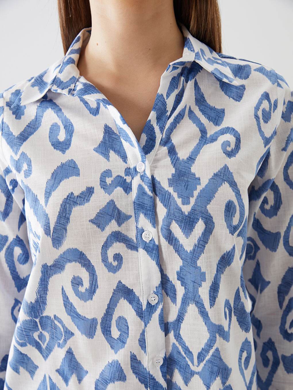 قميص بوبلين منقوش للسيدات-2