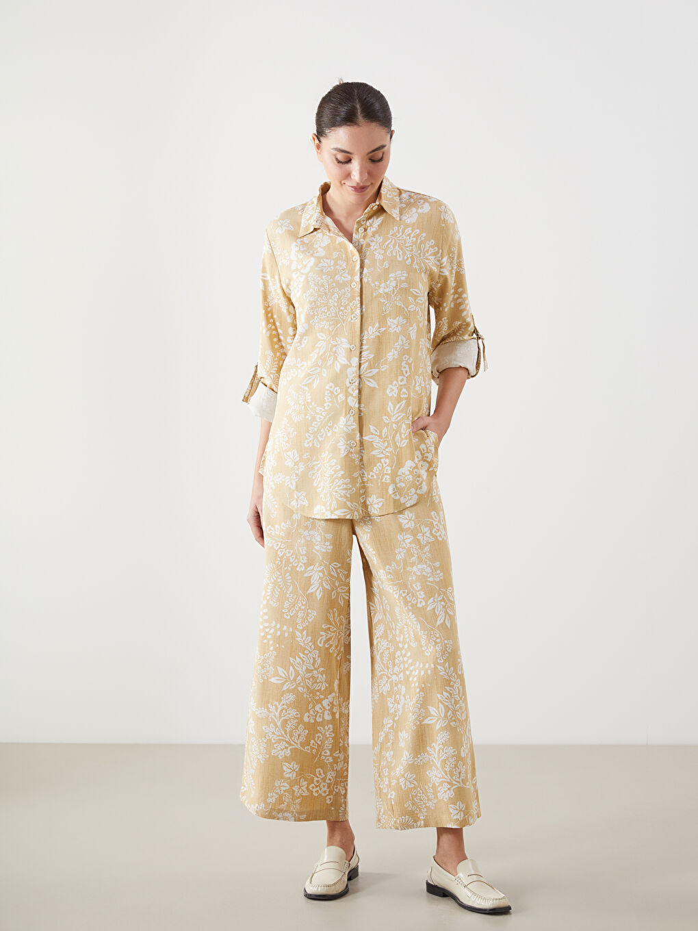 Woman YELLOW Capri Trousers -S5MK03Z8-LUE