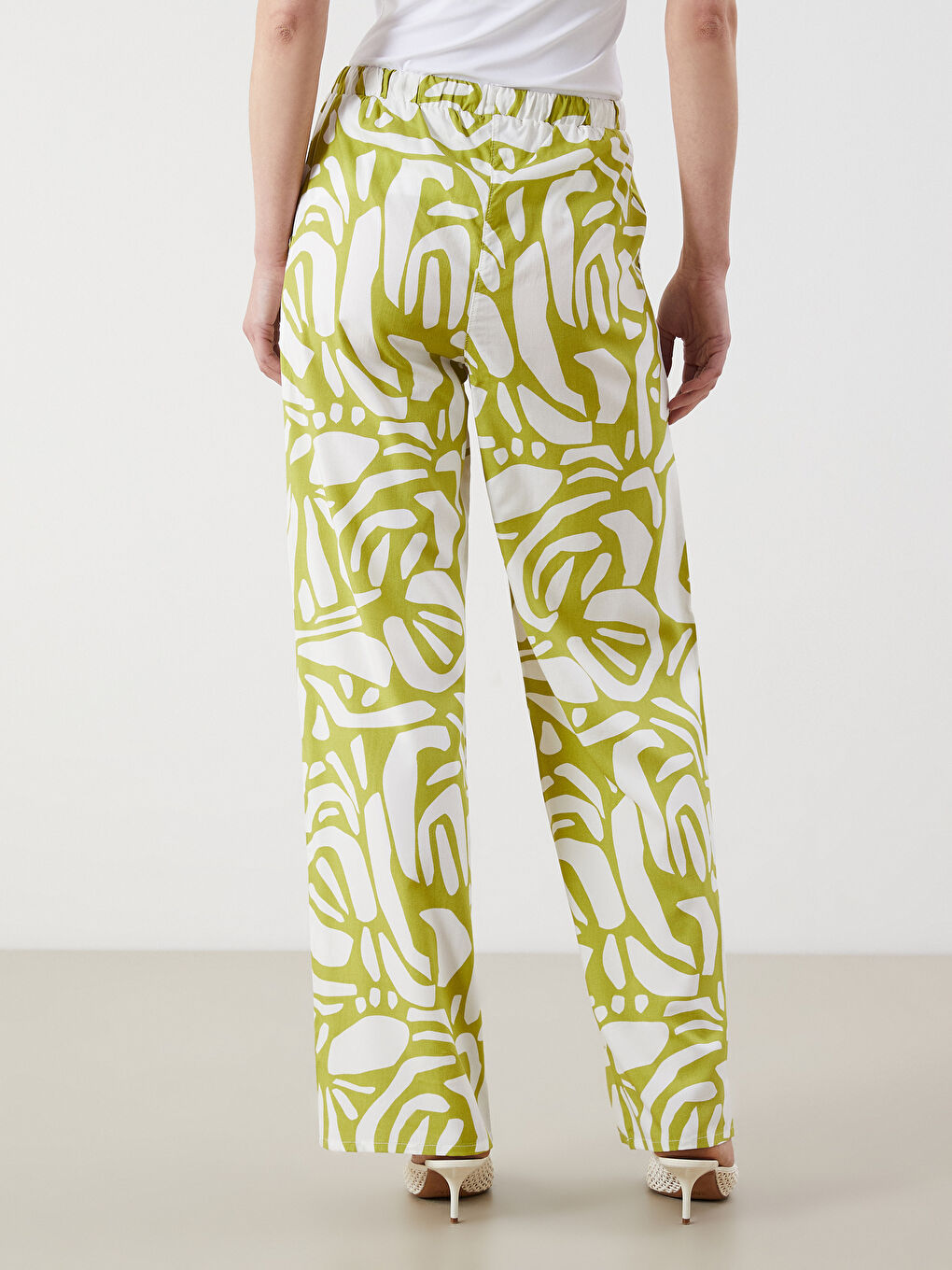 Elasticated Waist Floral Women's Trousers-3