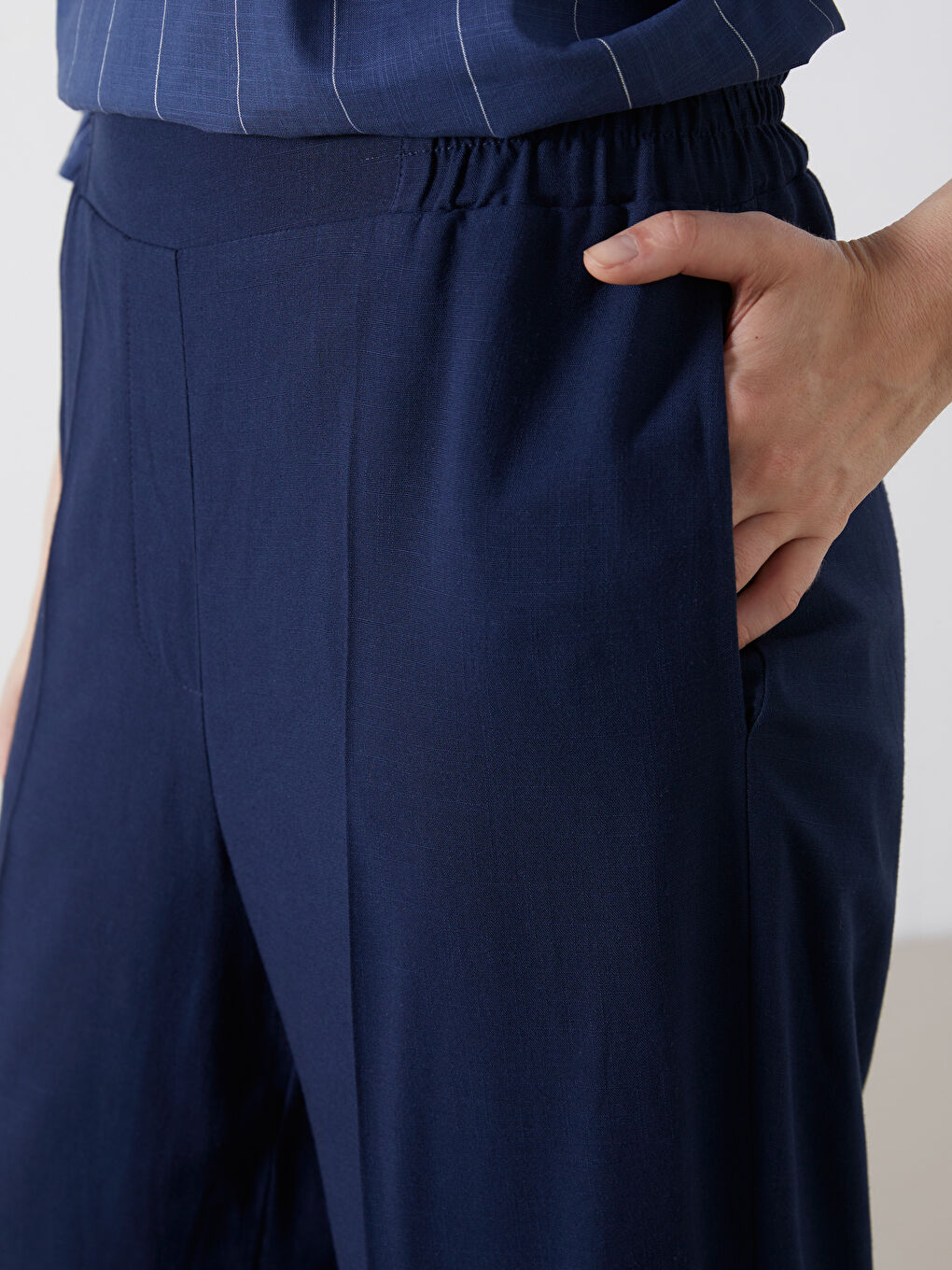 LCW Grace Women's Elastic Waist Linen Blend Trousers -S5ML25Z8-CTG