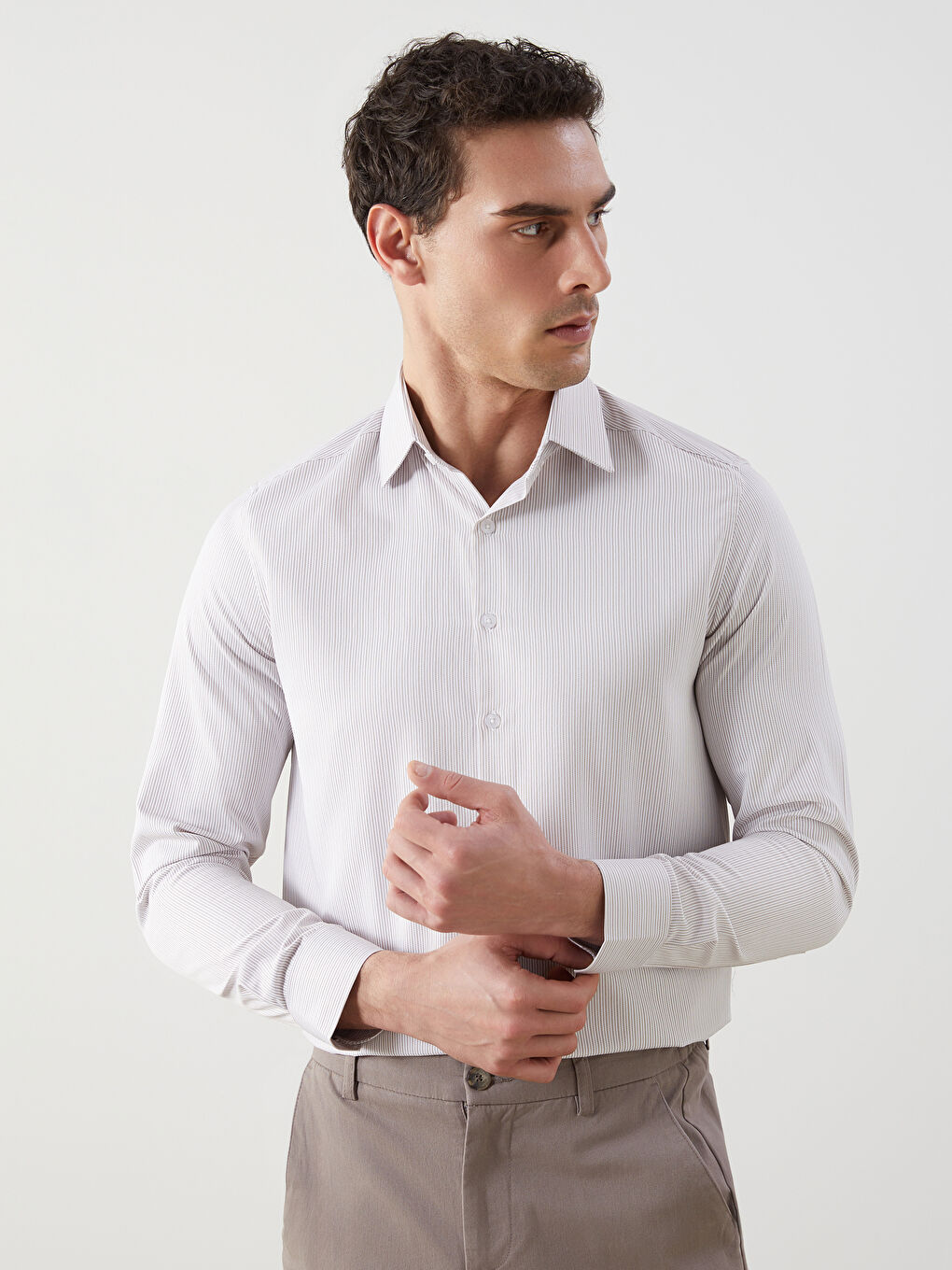 Bej Slim Fit Uzun Kollu Çizgili Armürlü Erkek Gömlek