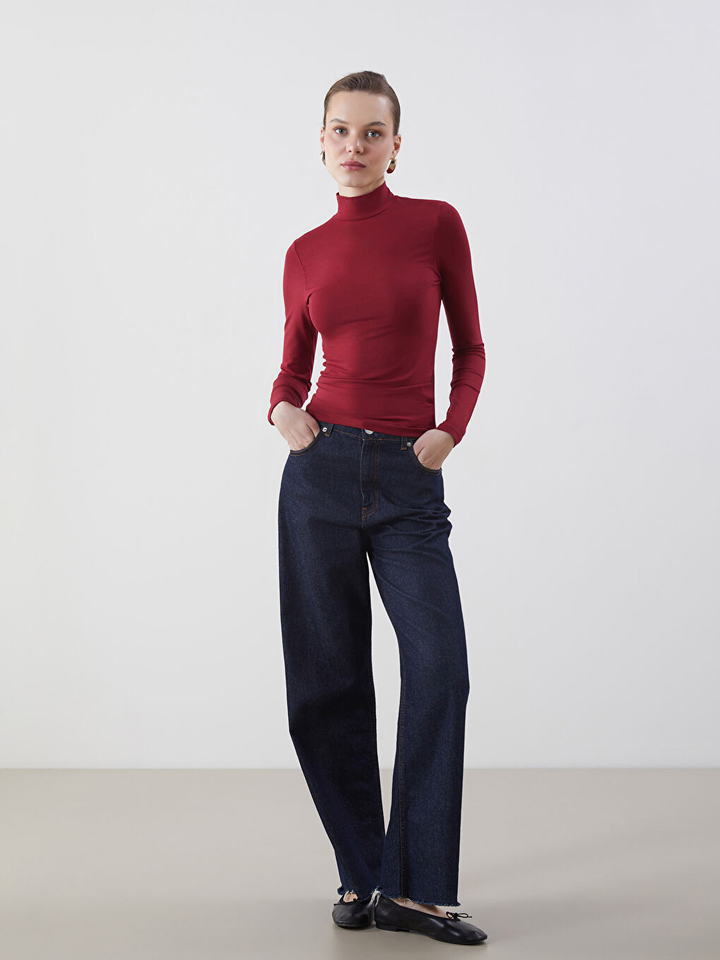 LCWAIKIKI Classic Bordo Dik Yaka Kadın Body - 1