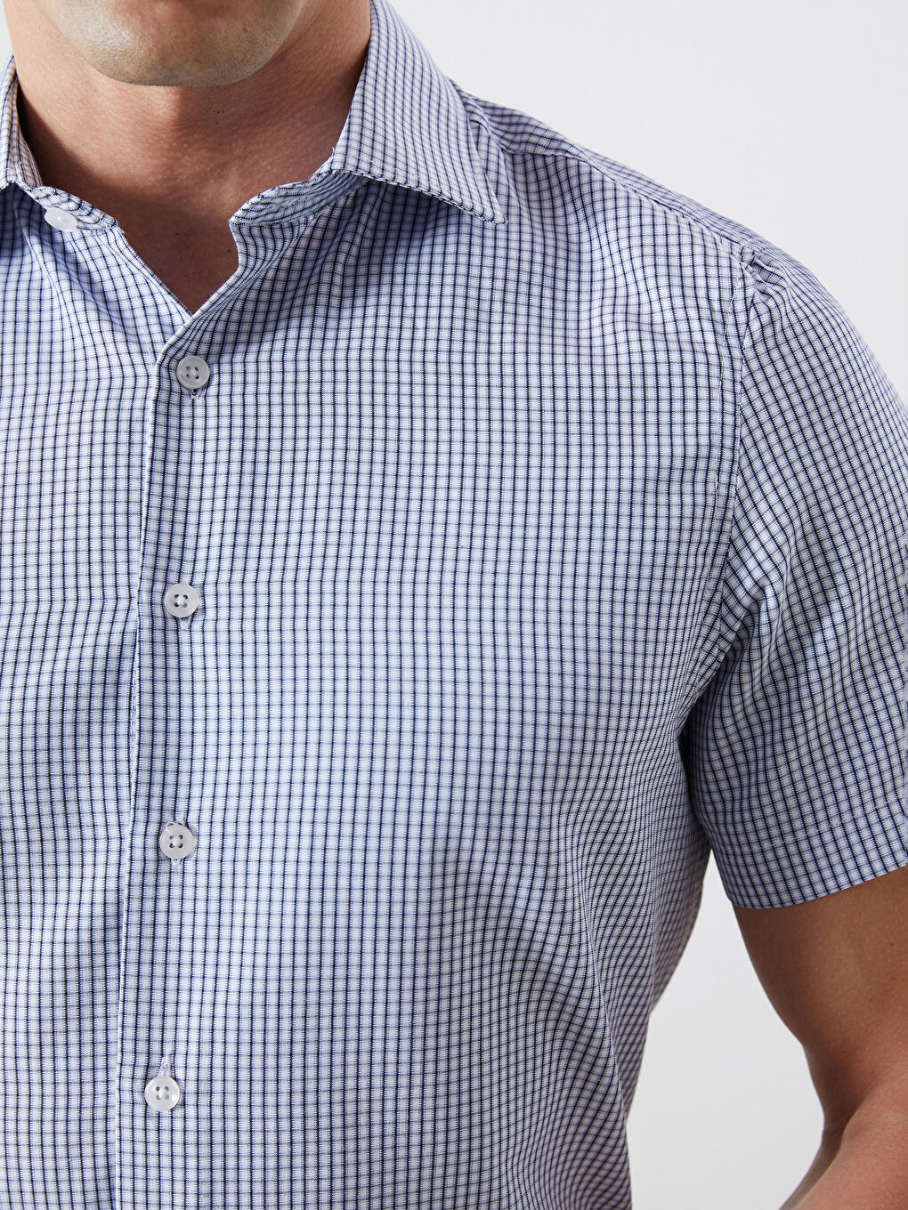 LCWAIKIKI Formal Regular Fit Short Sleeve Plaid Poplin Men's Shirt -S5MM89Z8-LLC