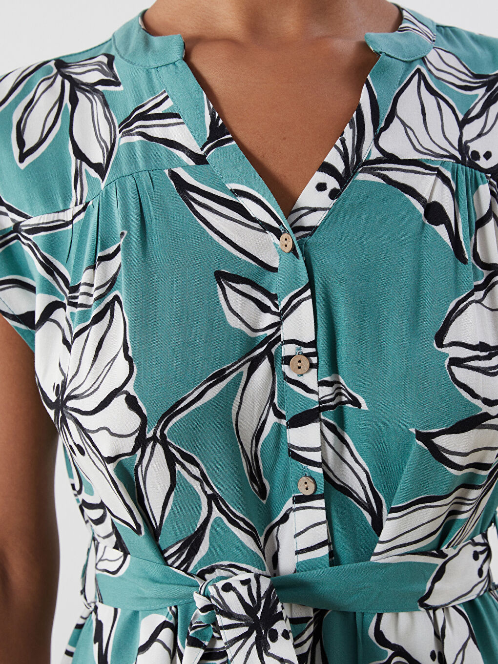 V-Neck Floral Dress -S5MM98Z8-LRR