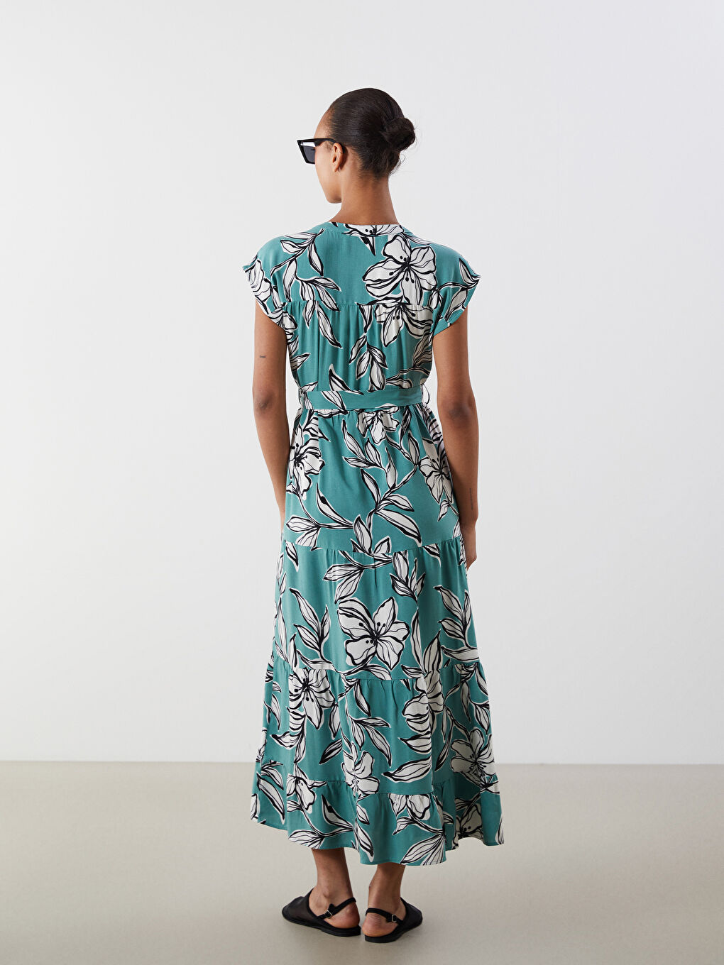 V-Neck Floral Dress -S5MM98Z8-LRR