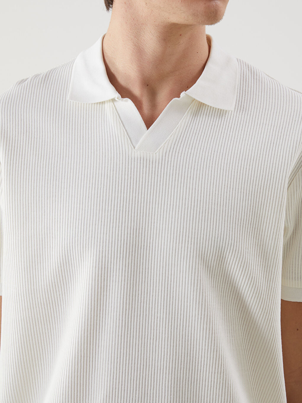 Polo Neck Short Sleeve Men's T-Shirt -S5MN41Z8-R9J