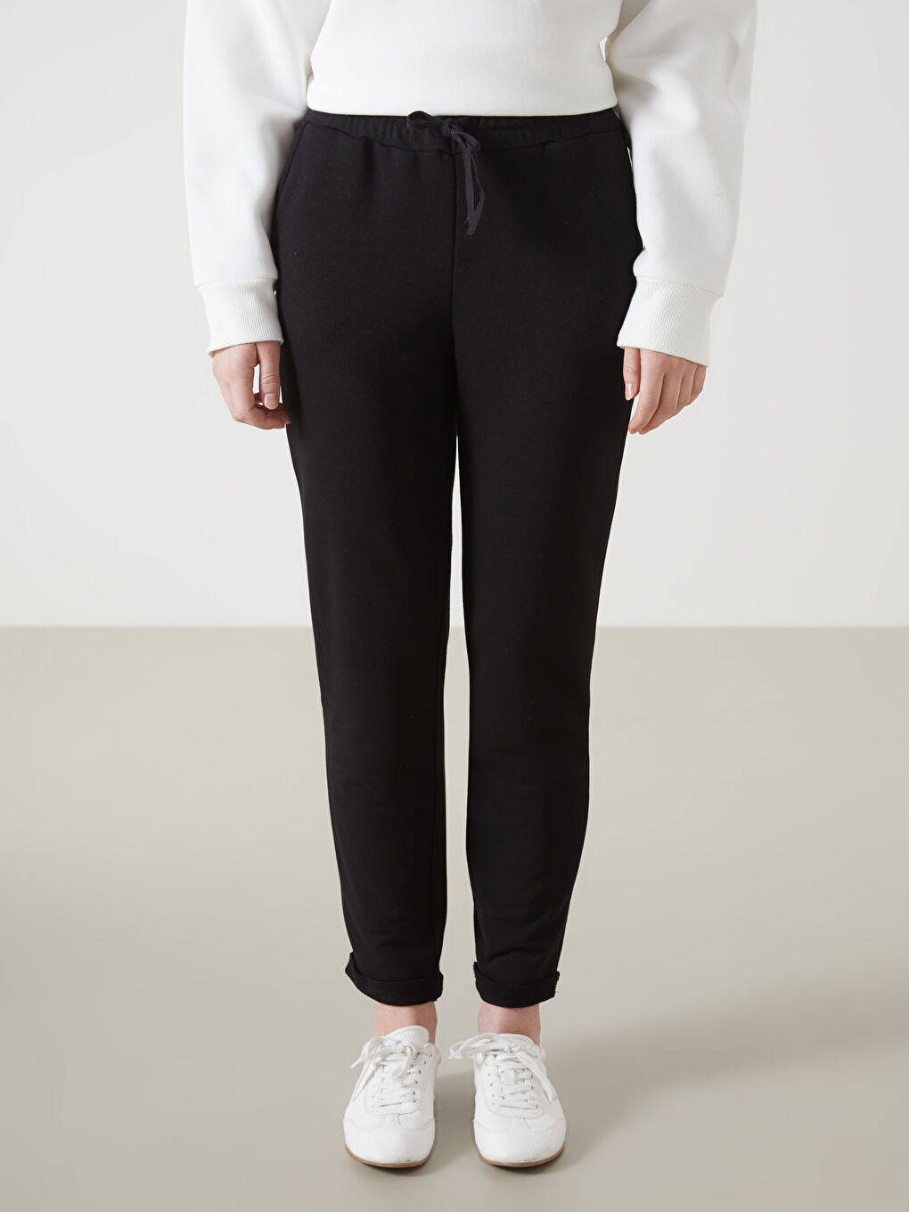 بنطلونات رياضية للسيدات بخصر مطاطي-1