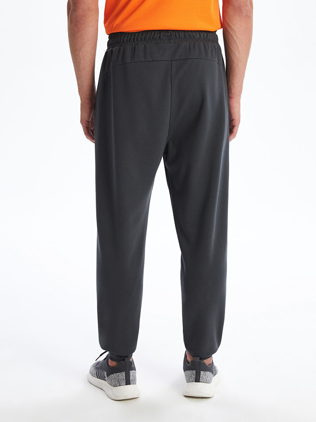 تەرەکسوتی غارغارێنی چاپکراوی رەئال مەدرید باریک بۆ پیاوان-3