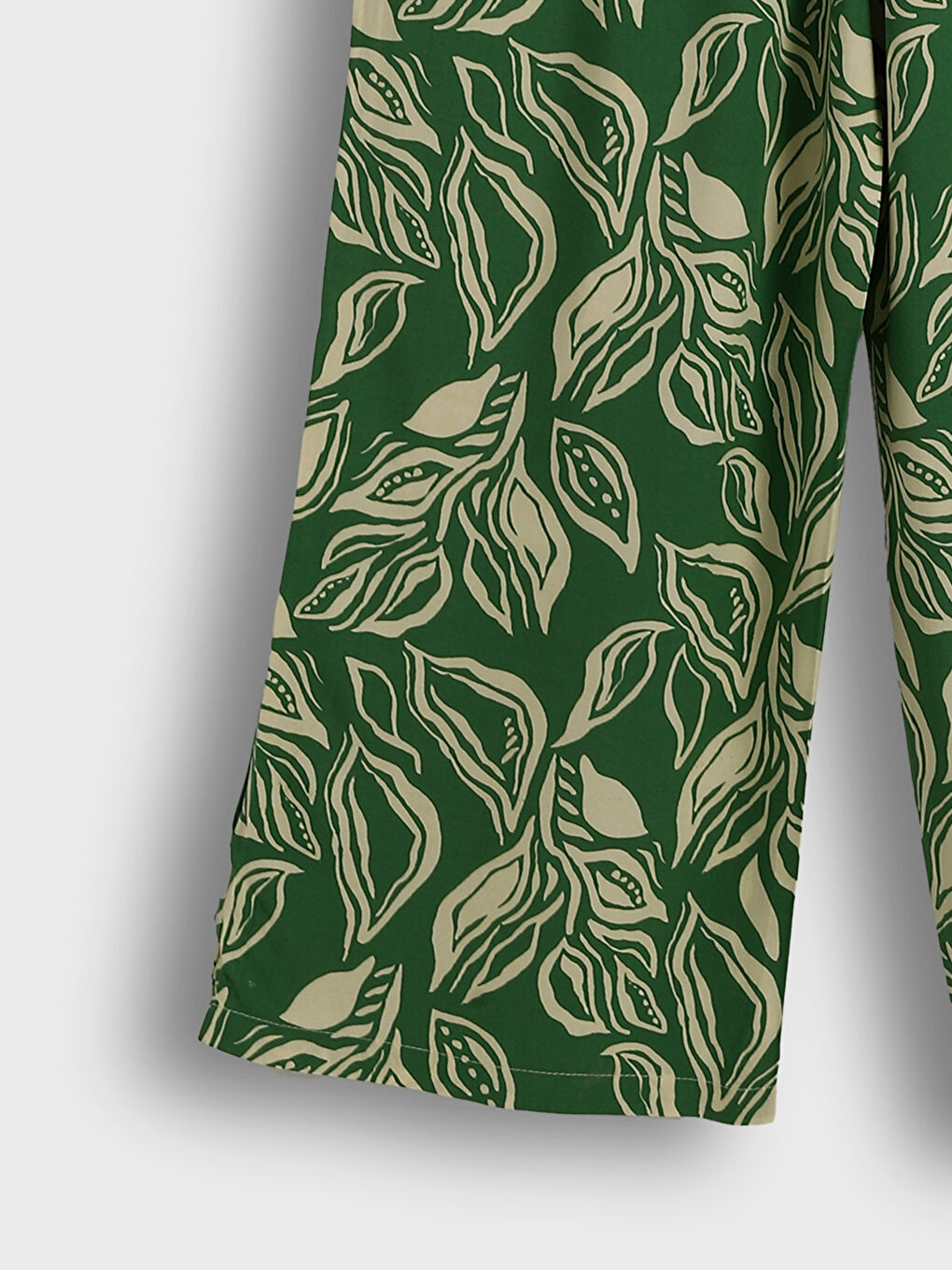 LCWAIKIKI Classic Elasticated Waist Floral Women's Trousers -S5MN49Z8-LS6