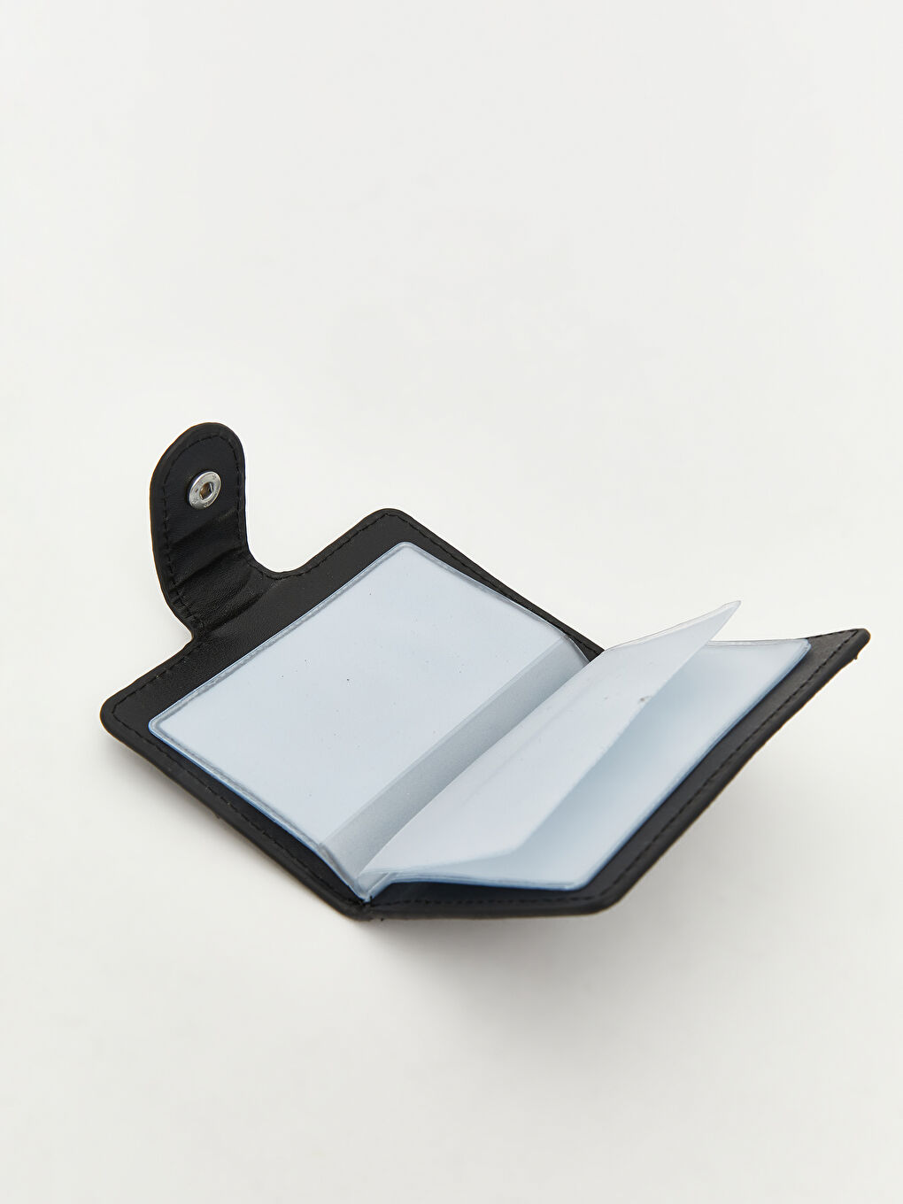 Siyah Deri Görünümlü Erkek Kartlık-1