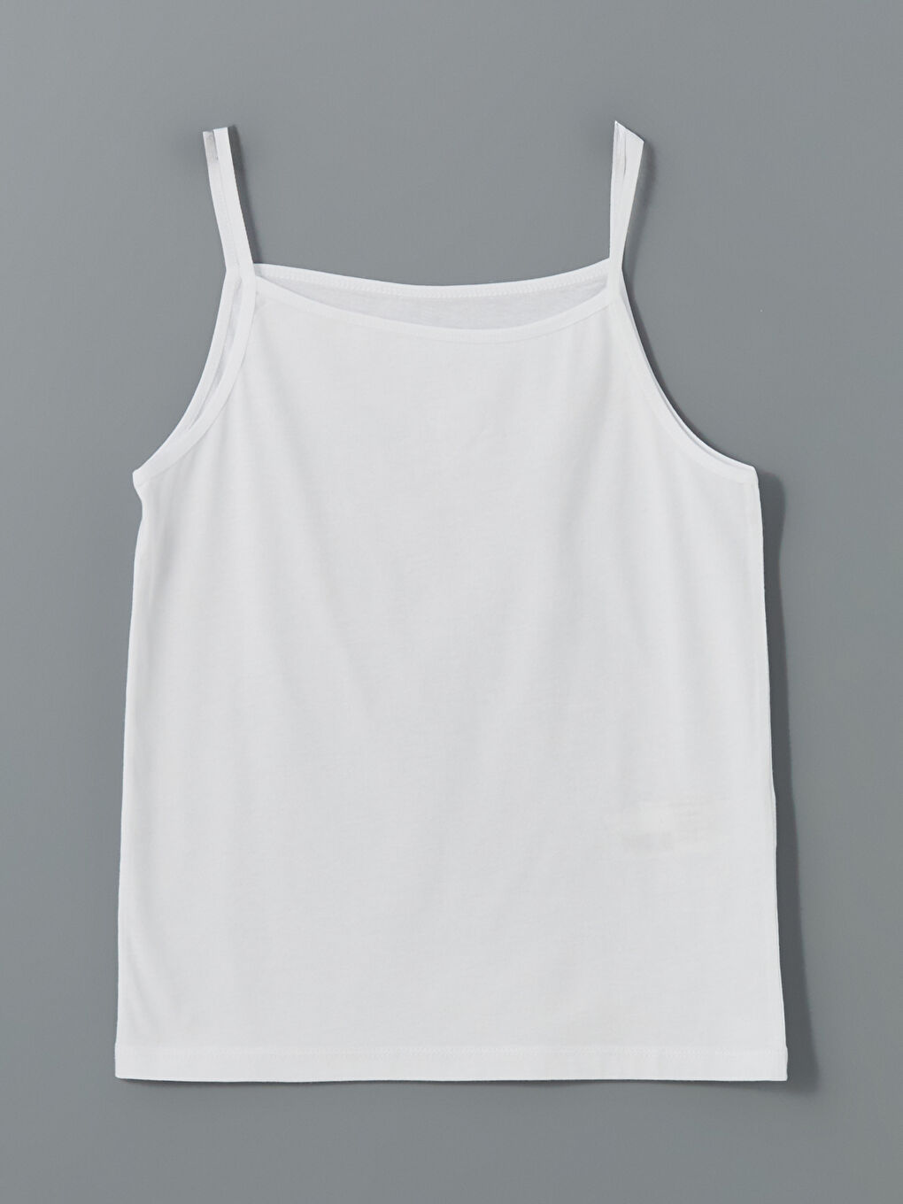 Beyaz Kare Yaka İp Askılı Kız Çocuk Atlet  
