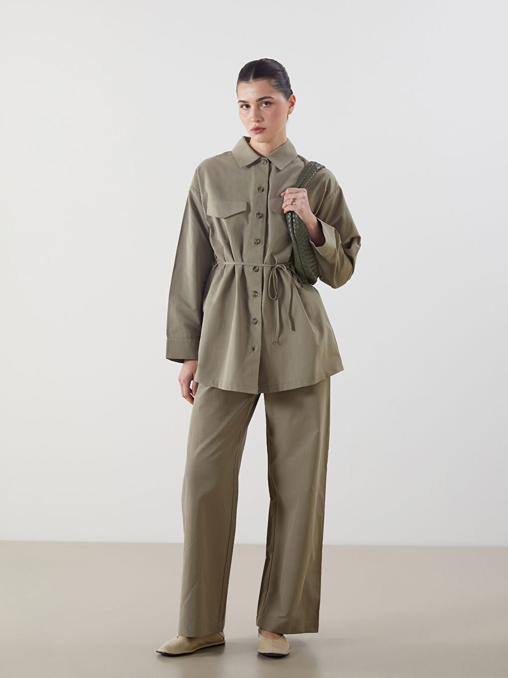 LCW Modest Haki Standart Fit Poplin Kadın Pantolon