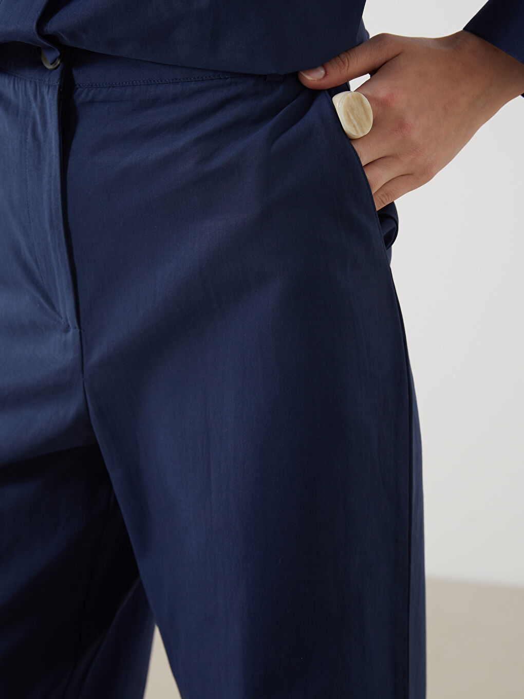 Lacivert Standart Fit Poplin Kadın Pantolon-2