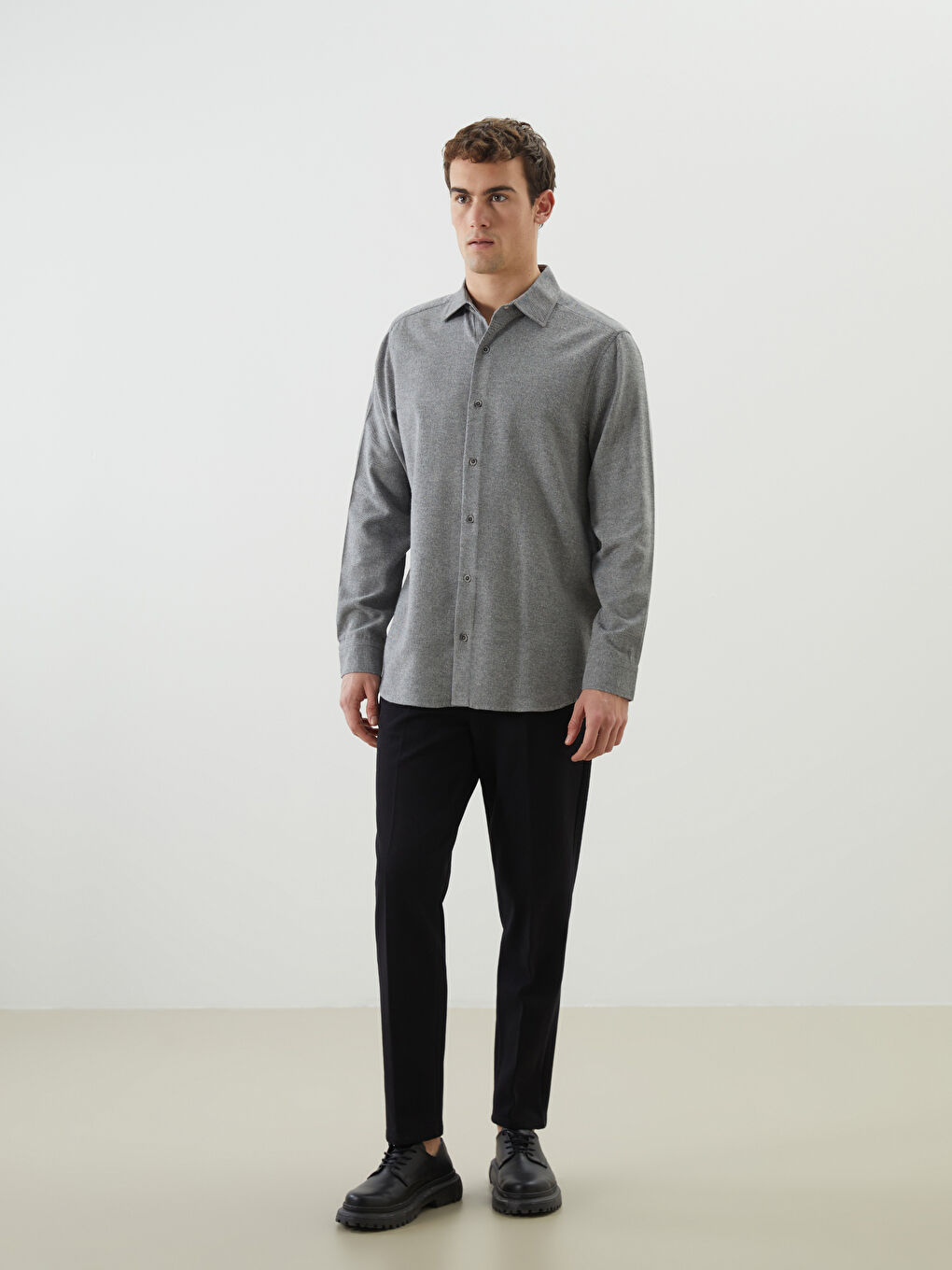 Gri Regular Fit Uzun Kollu Erkek Gömlek-1