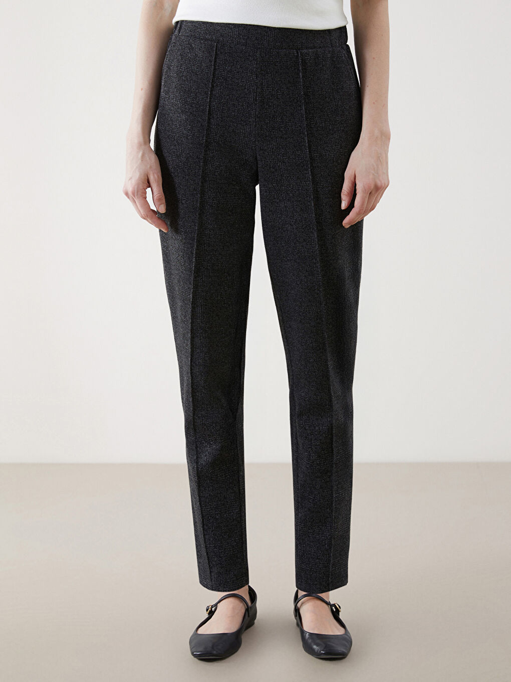 LCWAIKIKI Classic Elastic Waist Carrot Fit Women's Trousers -S5MO51Z8-MHS