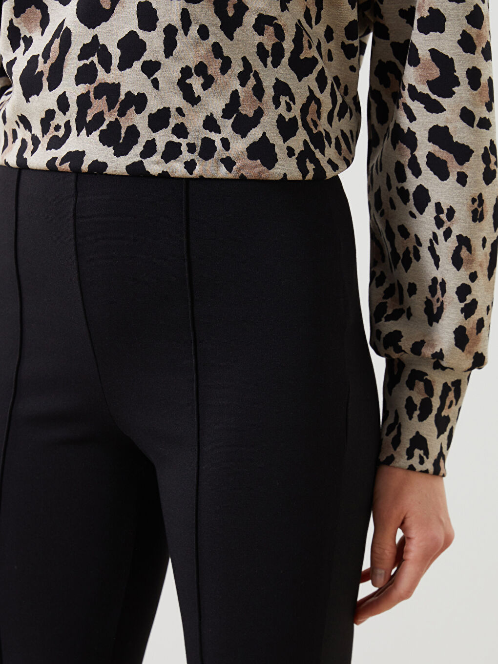 Women's Trousers with Elastic Waist and Flared Leg-5