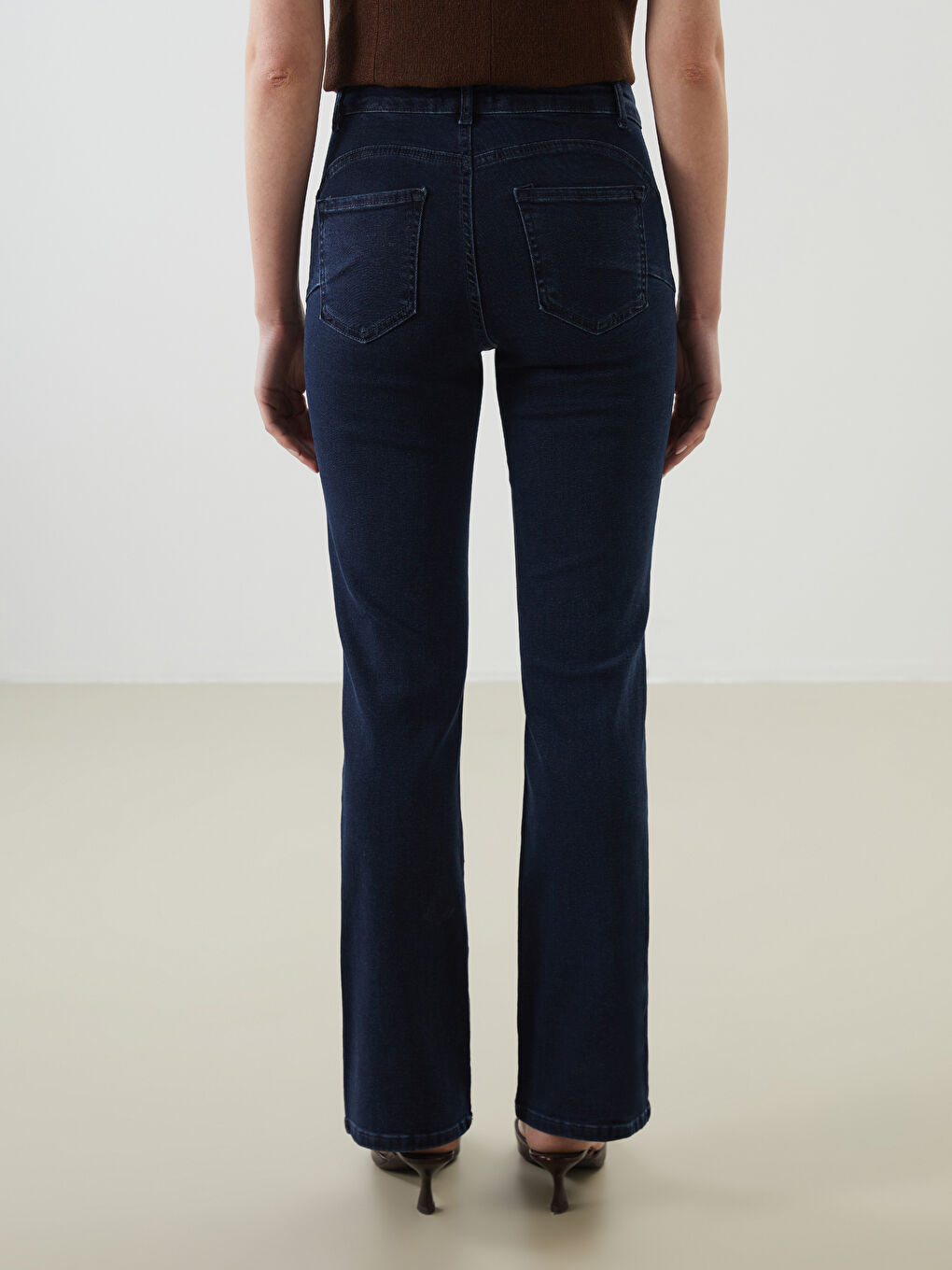 Siyah Mars Flare Kadın Jean Pantolon-3