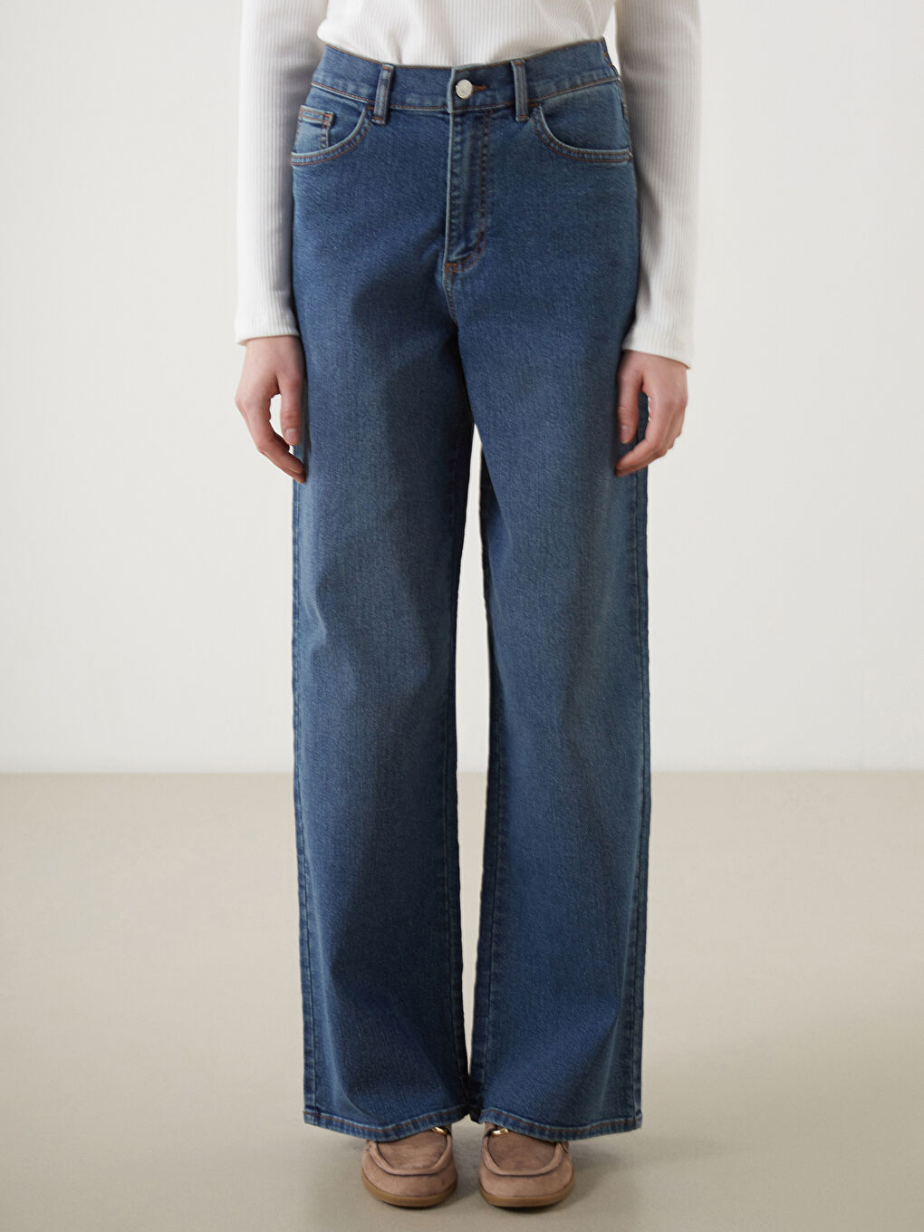 Jean Jambe Large pour Femmes-1