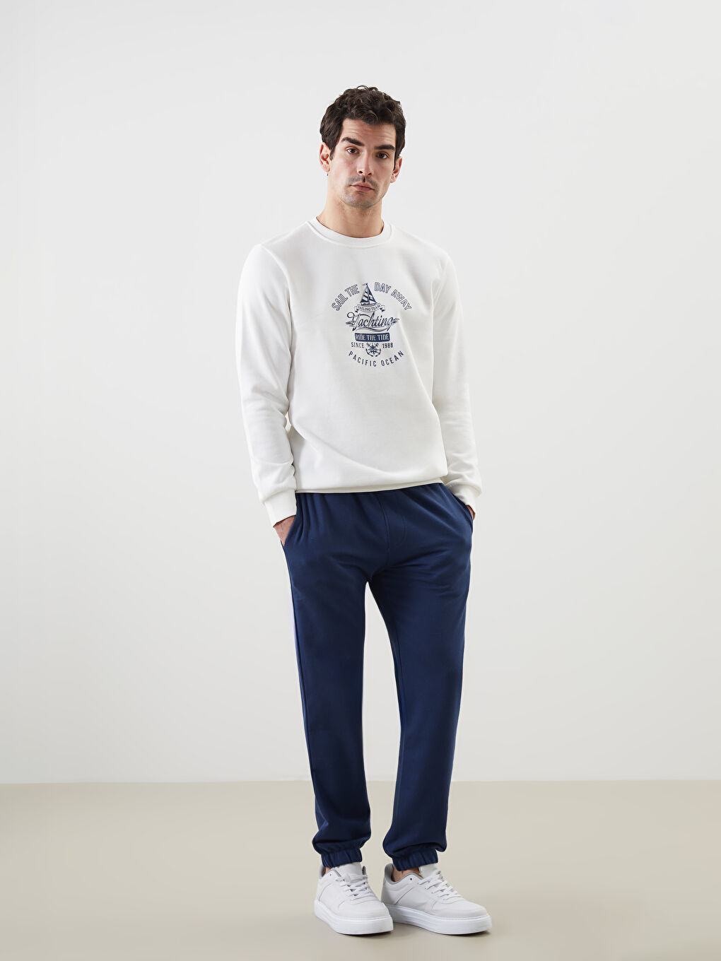 Standard Fit Men's Jogger Sweatpants -S5MR54Z8-JRD