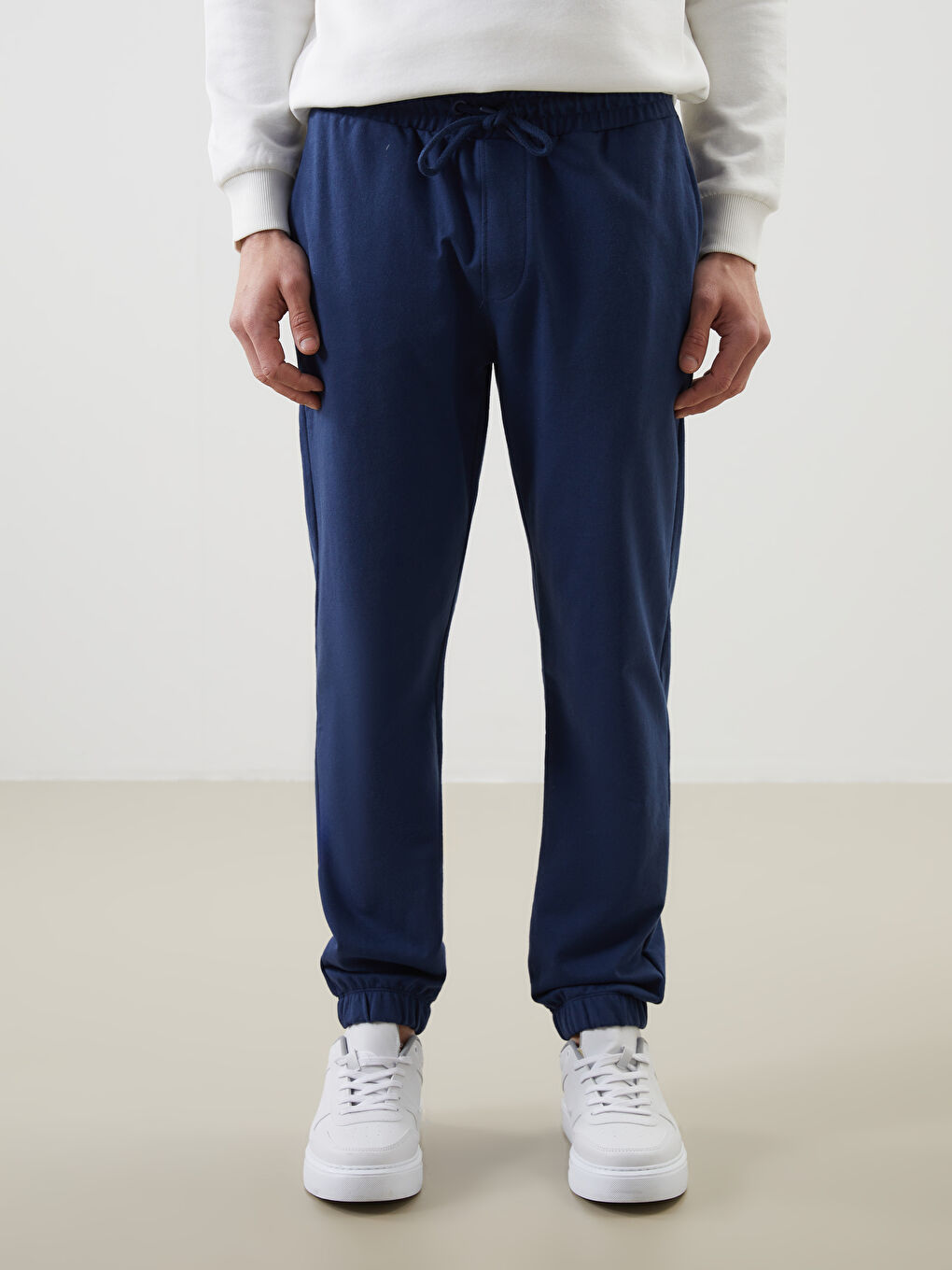 Standard Fit Men's Jogger Sweatpants -S5MR54Z8-JRD