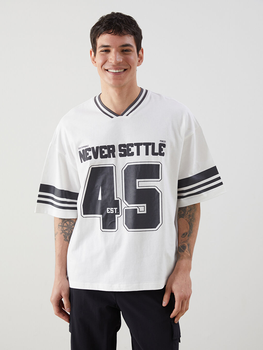 V Neck Short Sleeve Printed Combed Cotton Men's T-Shirt -S5MR70Z8-R9J