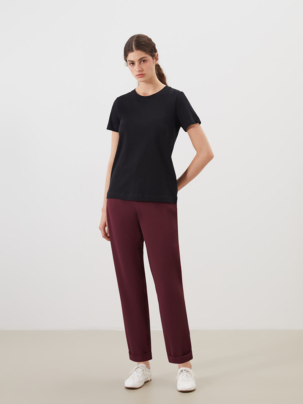 LCW Modest Elasticated Waist Textured Carrot Fit Women's Trousers -S5MS65Z8-HQT