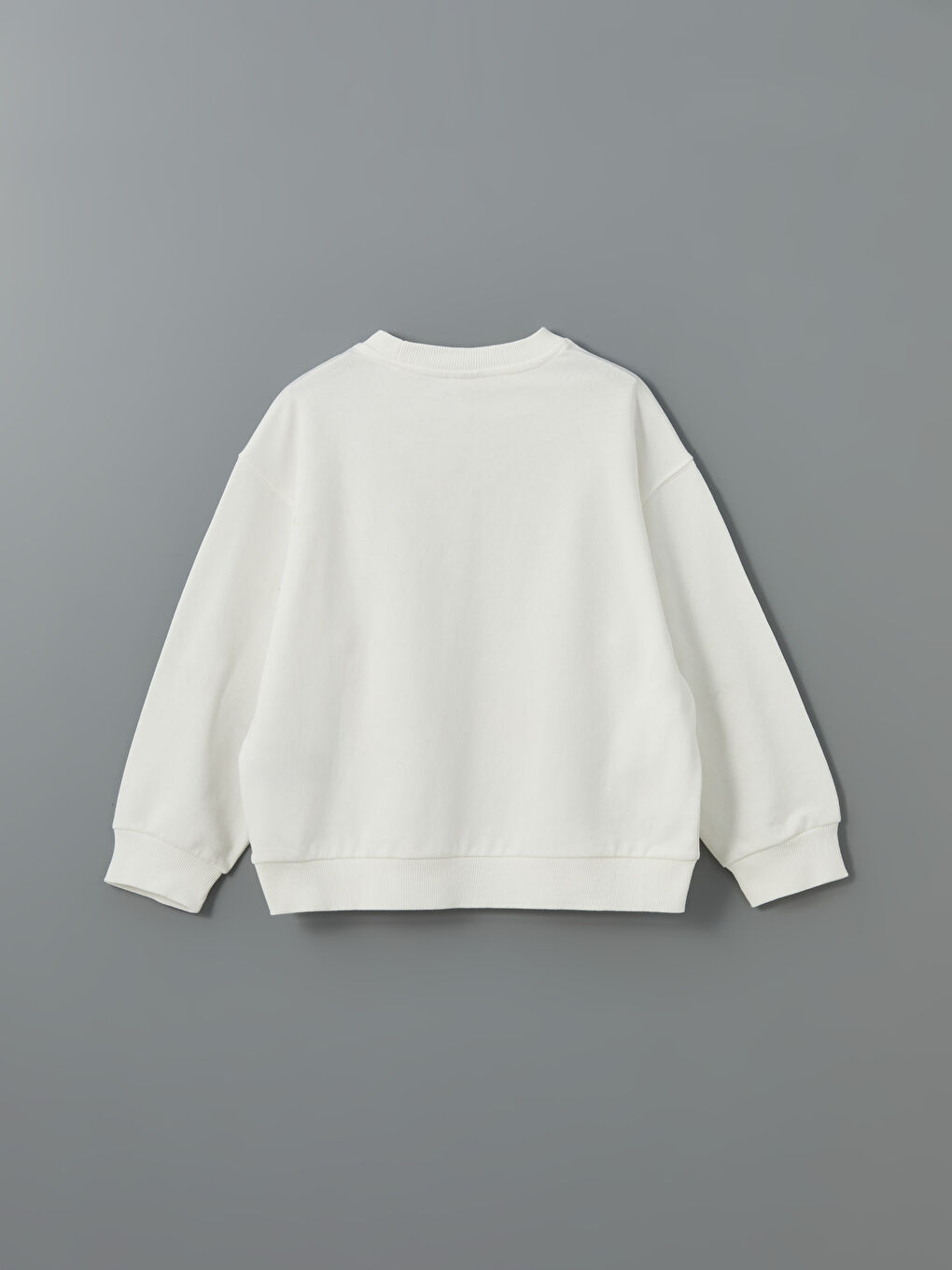 Ekru Bisiklet Yaka Mickey Mouse Baskılı Kız Çocuk Sweatshirt-1