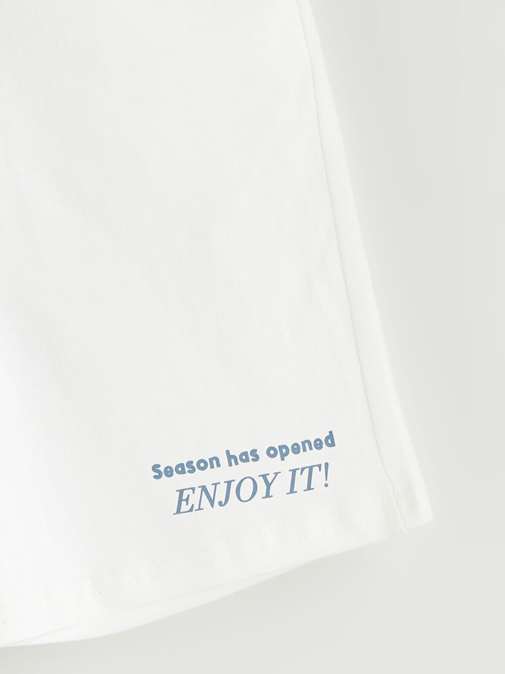 Beyaz Beli Lastikli Erkek Çocuk Baskılı Şort-2