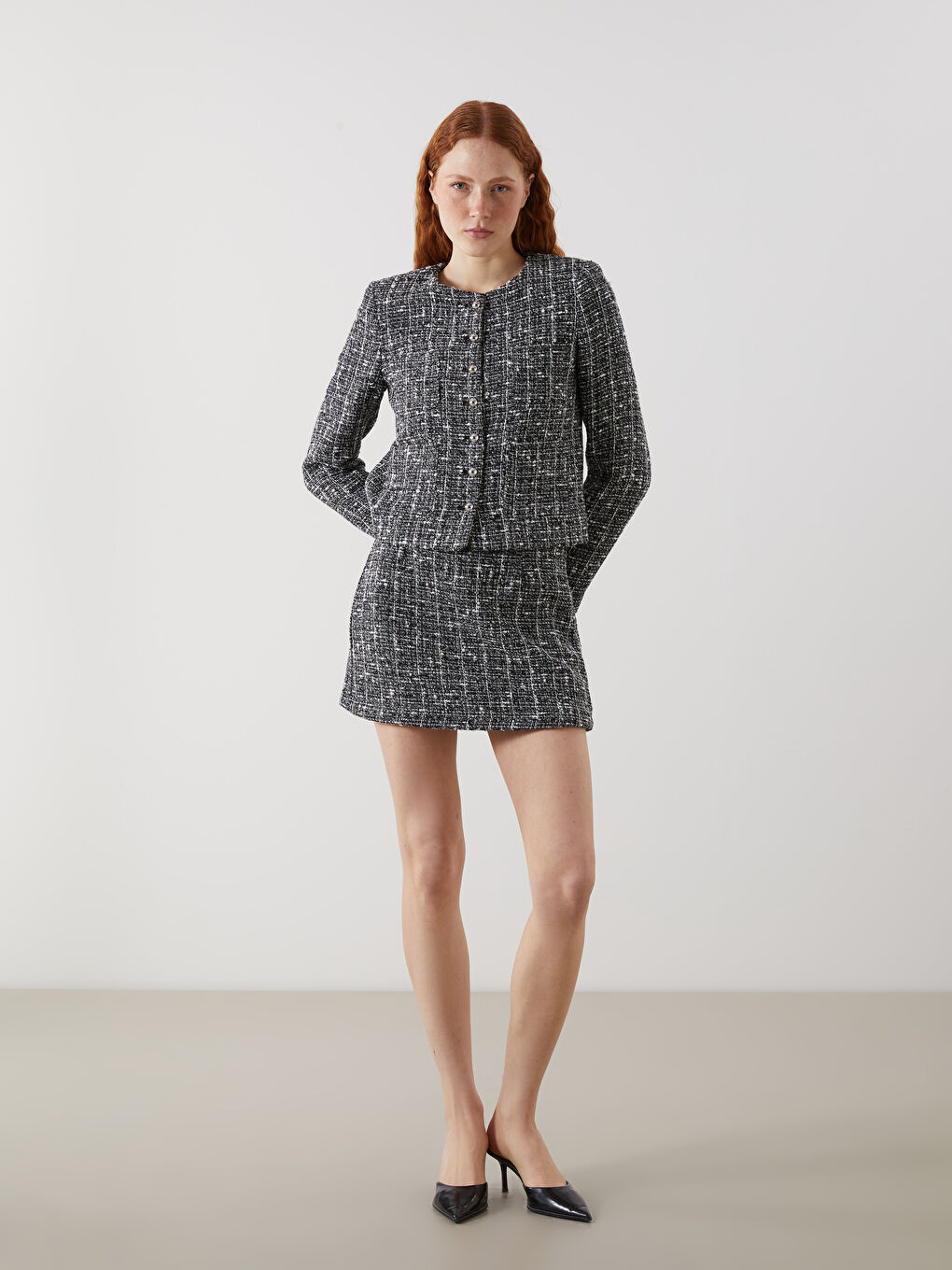 Siyah Beli Fermuarlı Kadın Tüvit Şort Etek